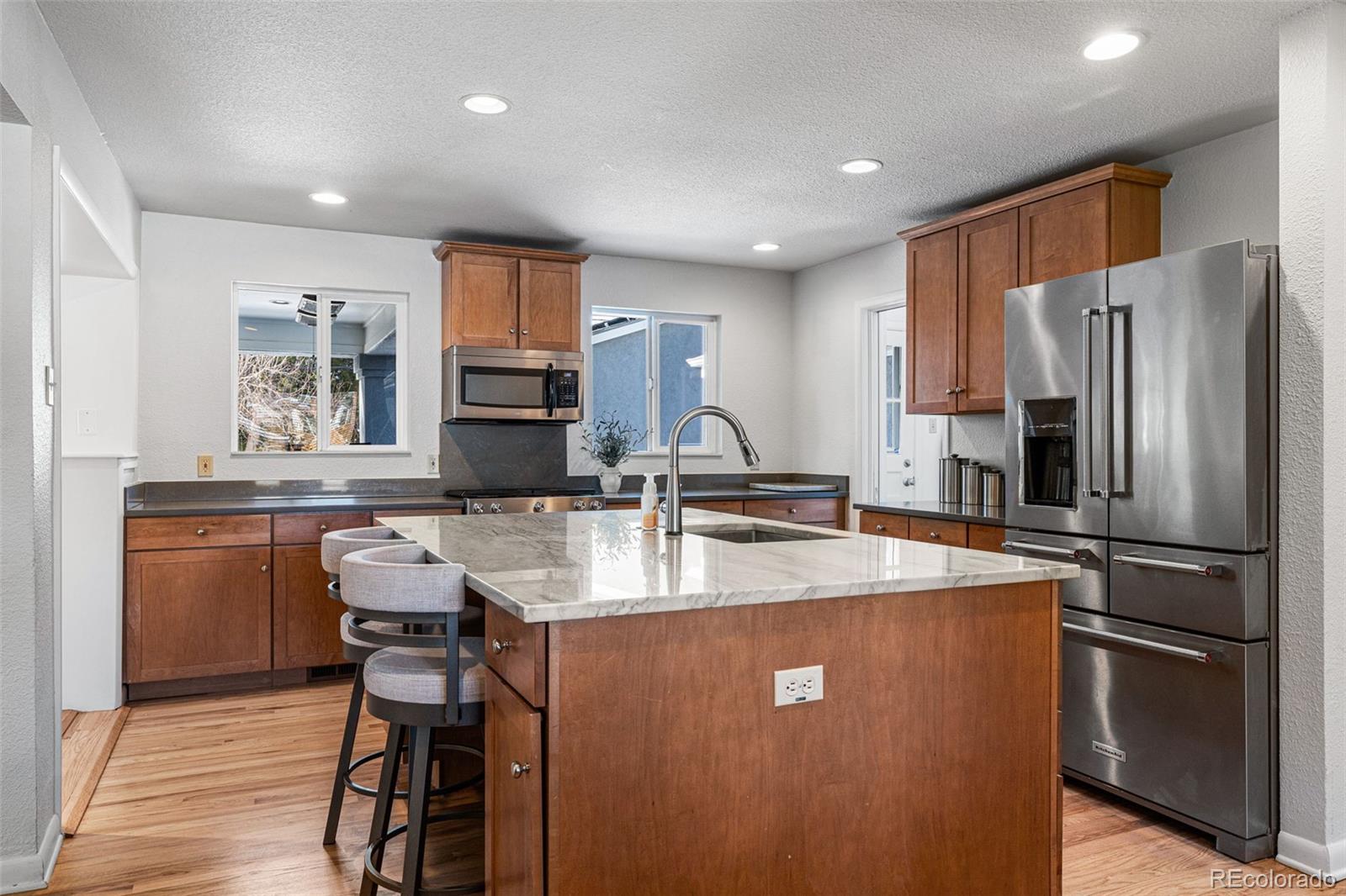 MLS Image #4 for 3355 s ash street,denver, Colorado