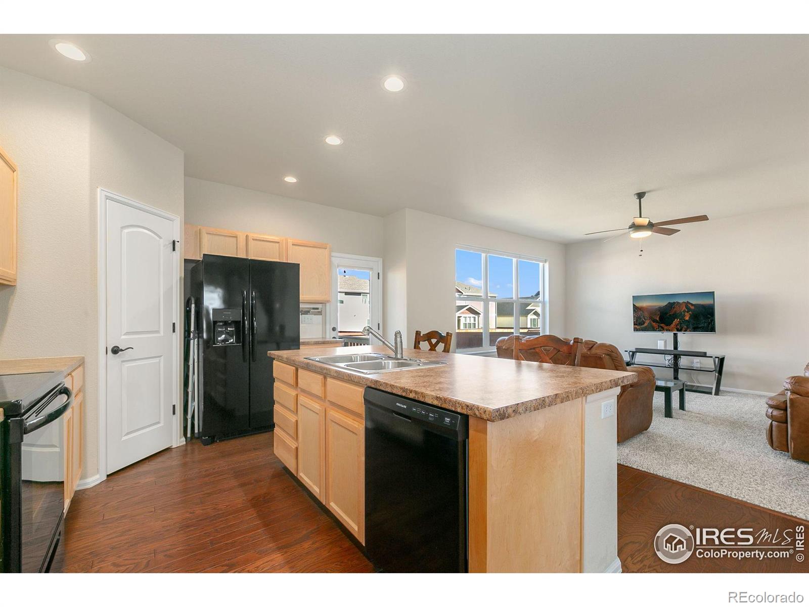 MLS Image #8 for 2075  moon rise drive,windsor, Colorado