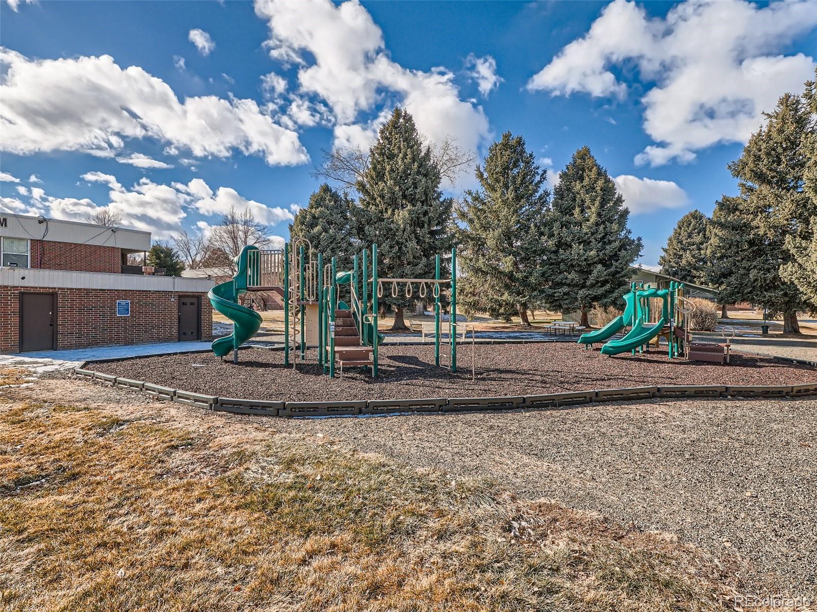 MLS Image #10 for 3663 s sheridan boulevard o6,denver, Colorado