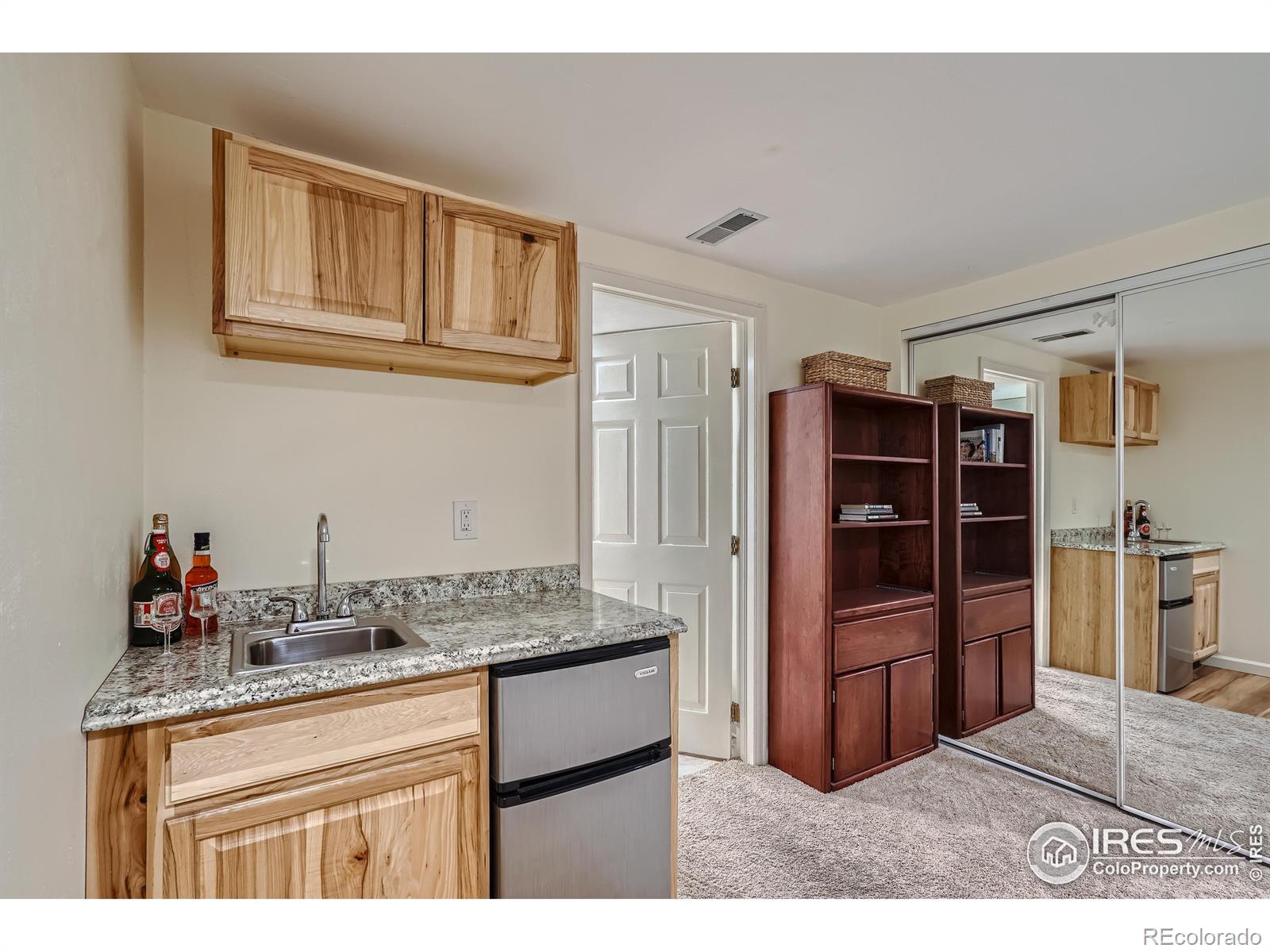 MLS Image #16 for 2956  shady hollow,boulder, Colorado