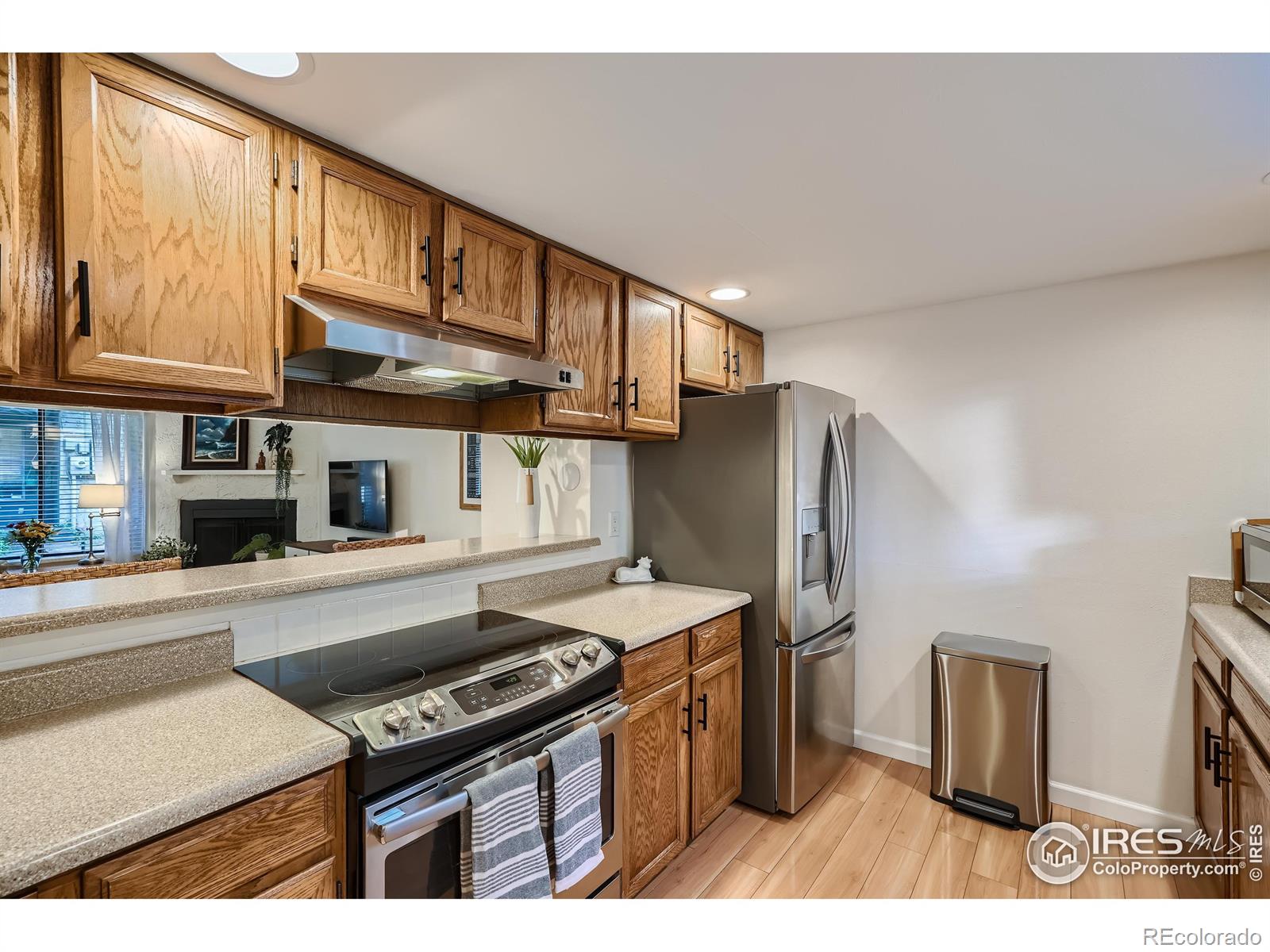 MLS Image #4 for 2956  shady hollow,boulder, Colorado