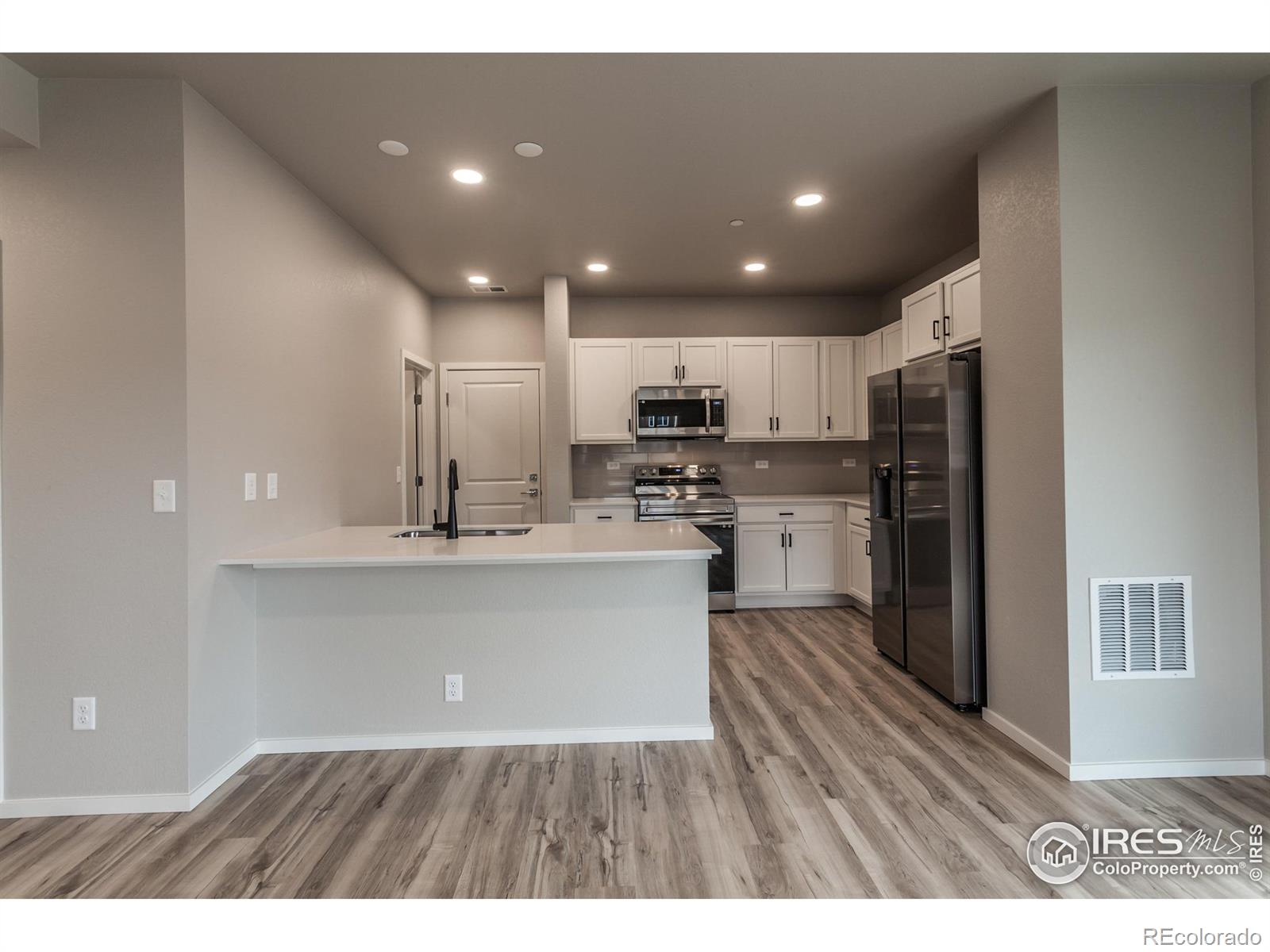 MLS Image #8 for 6929  4th st rd,greeley, Colorado