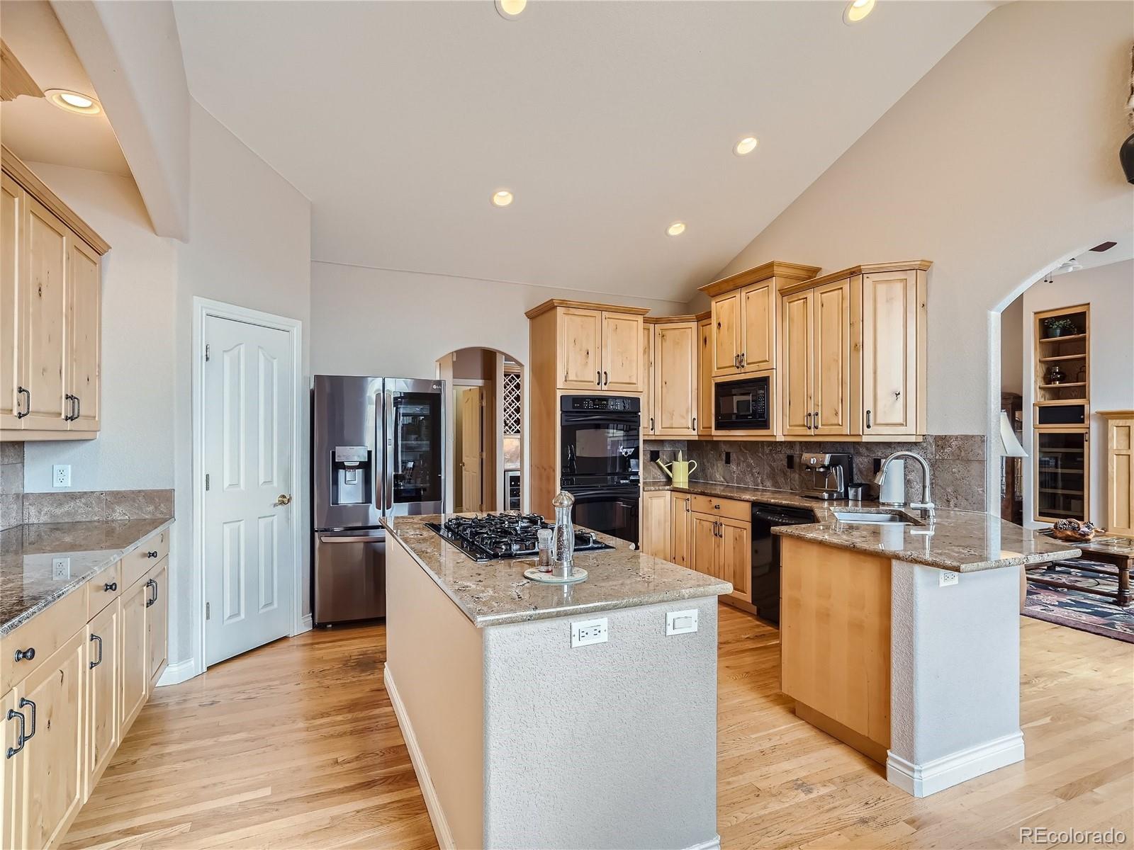 MLS Image #11 for 11834 w 76th lane,arvada, Colorado