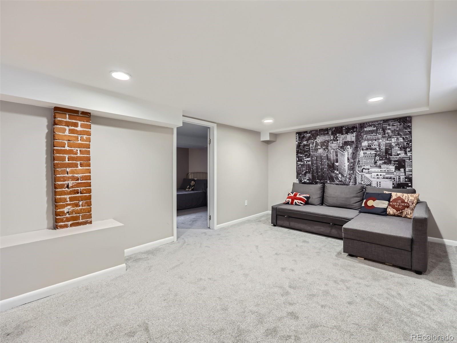 MLS Image #28 for 1528  harrison street,denver, Colorado