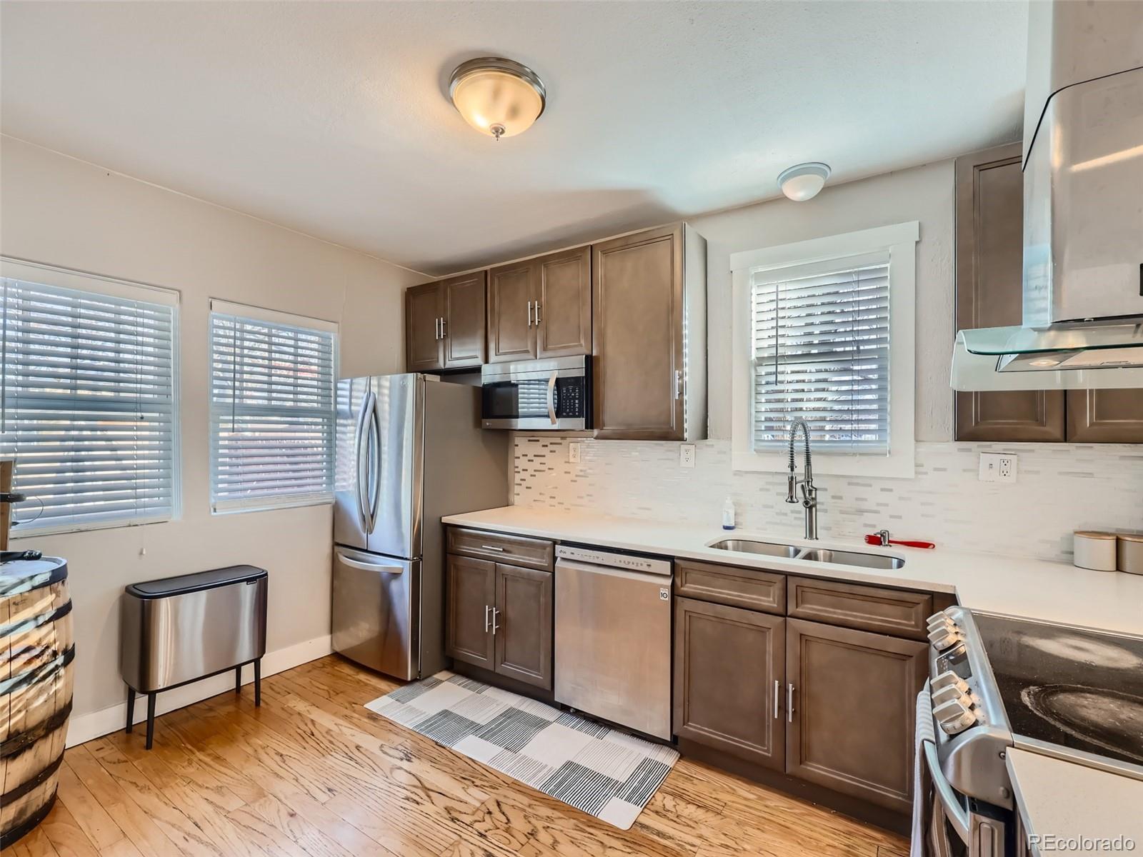 MLS Image #9 for 1528  harrison street,denver, Colorado