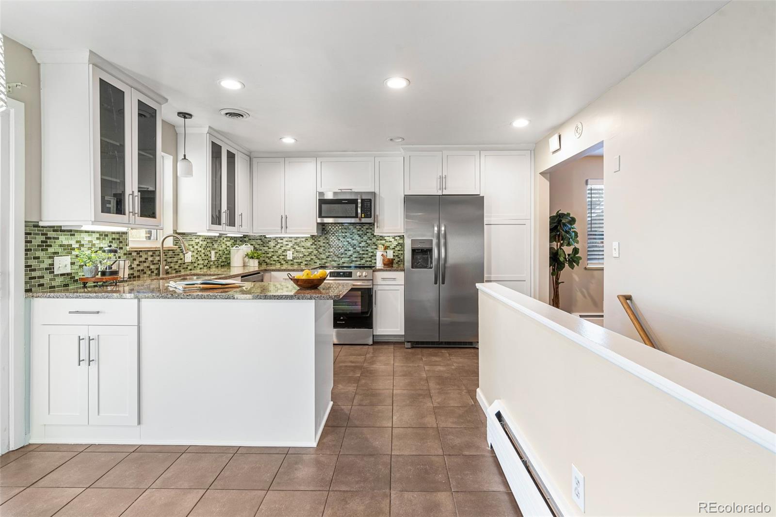 MLS Image #14 for 7044 e ohio drive,denver, Colorado