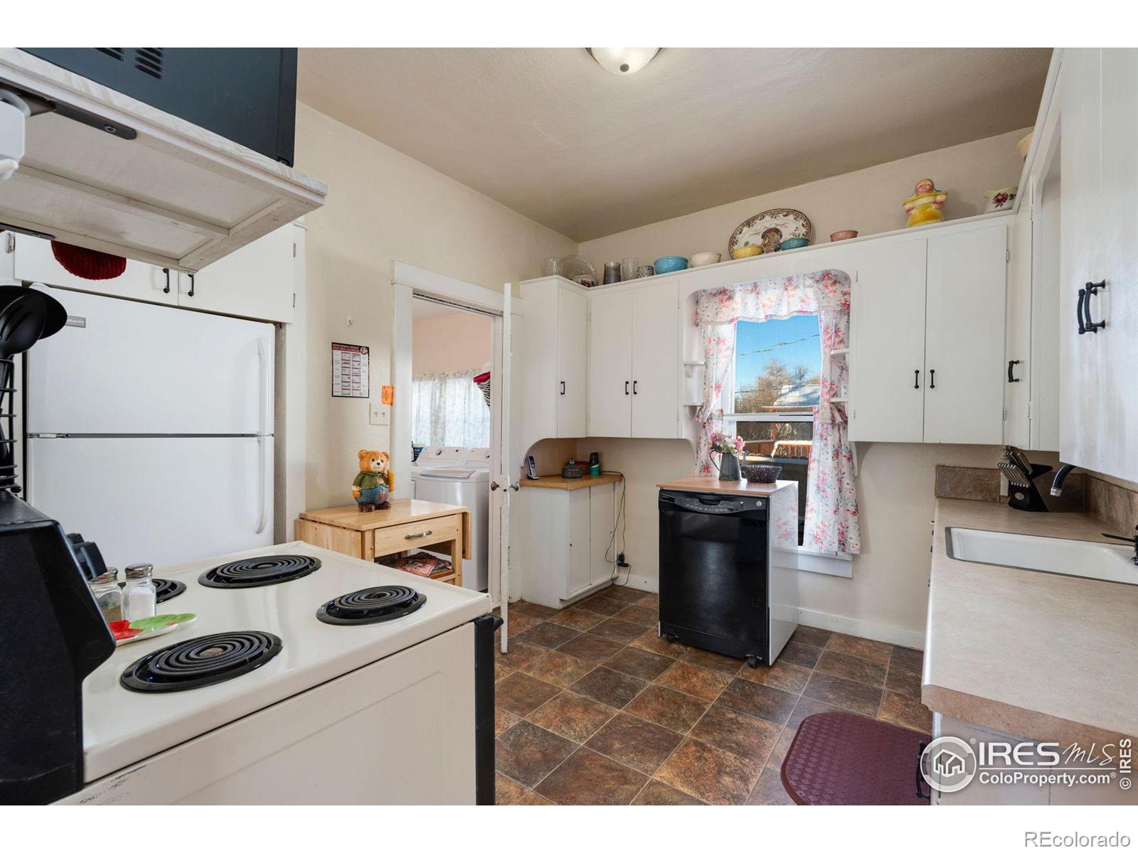 MLS Image #11 for 1325  14th avenue,greeley, Colorado