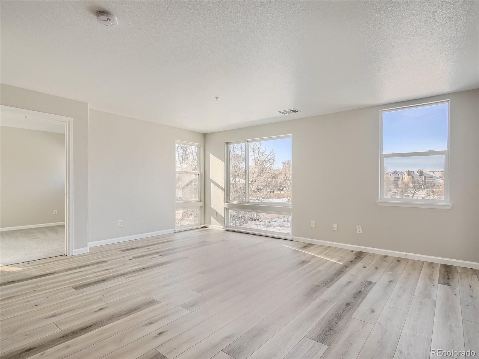 MLS Image #3 for 5201 s fox street,littleton, Colorado