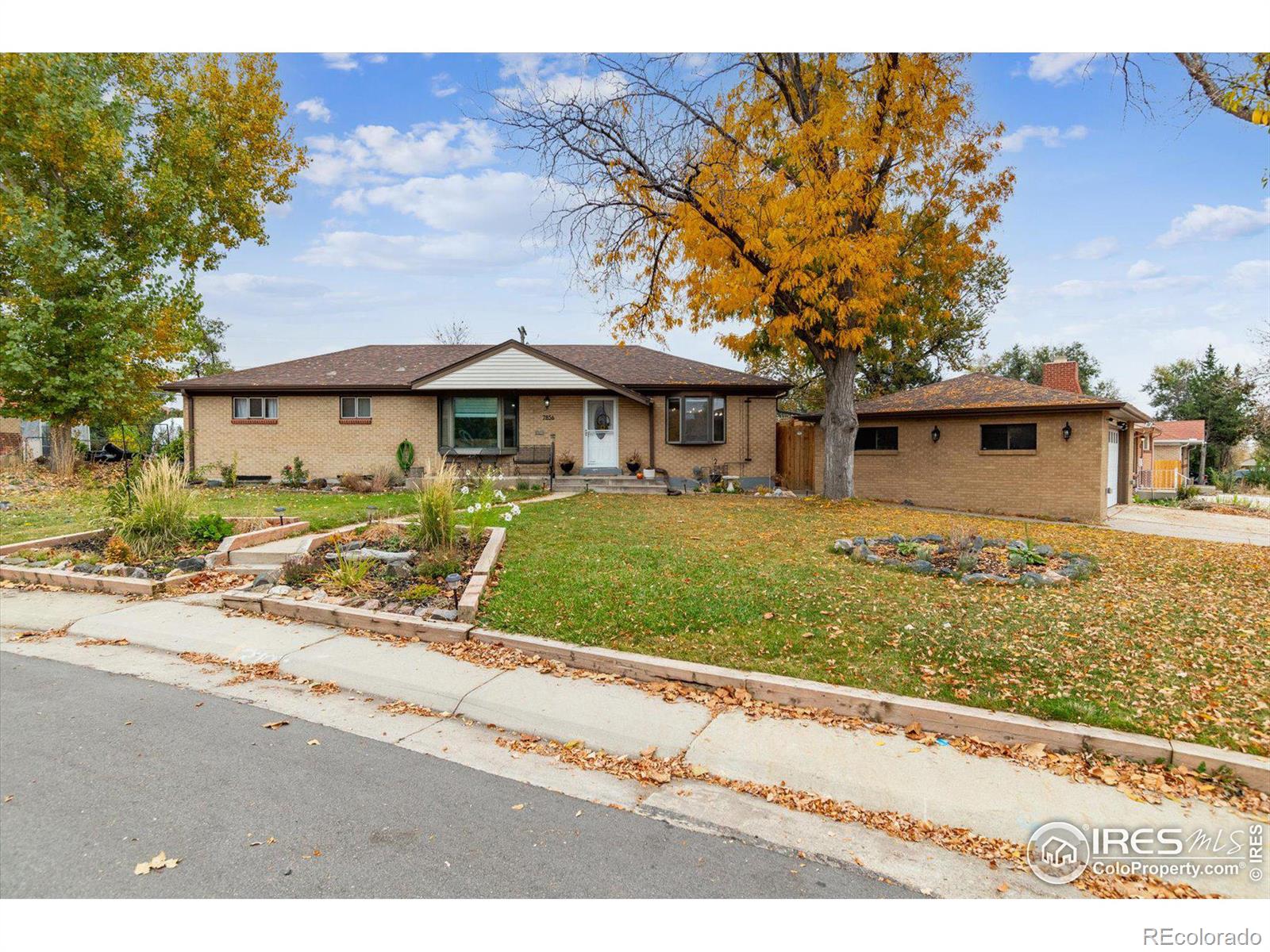 MLS Image #2 for 7856  cyd drive,denver, Colorado