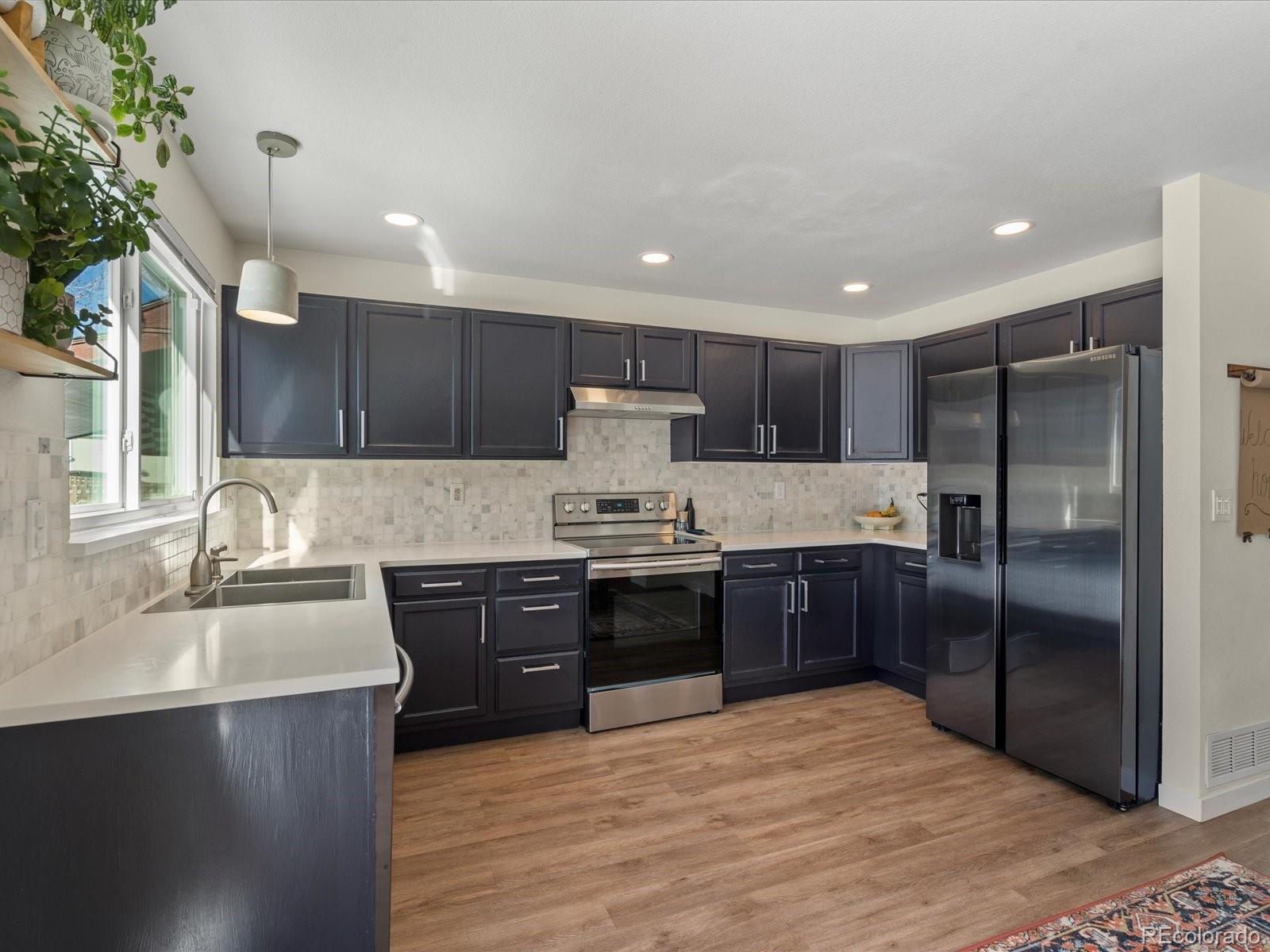 MLS Image #10 for 5549 s youngfield way,littleton, Colorado