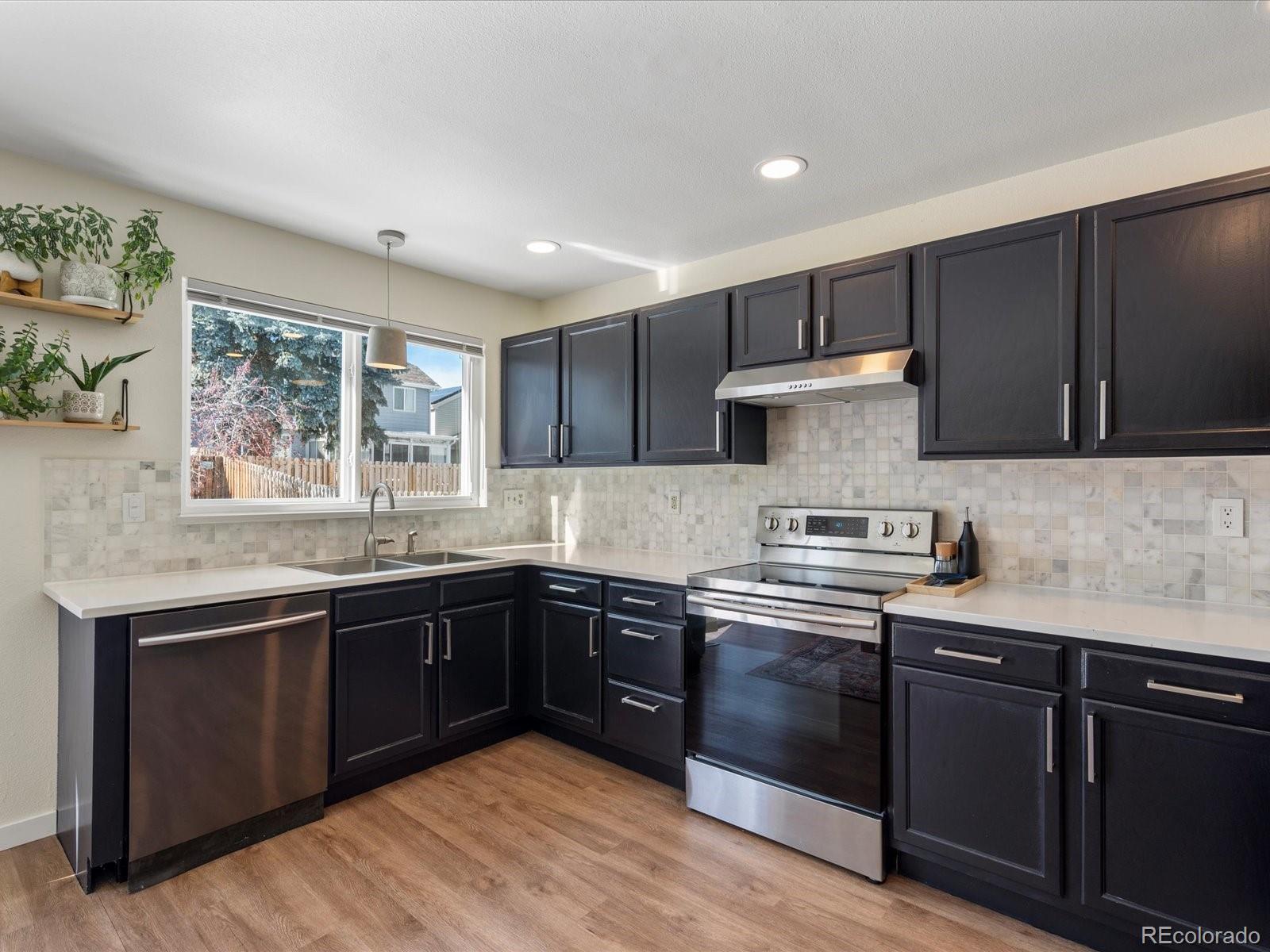 MLS Image #11 for 5549 s youngfield way,littleton, Colorado