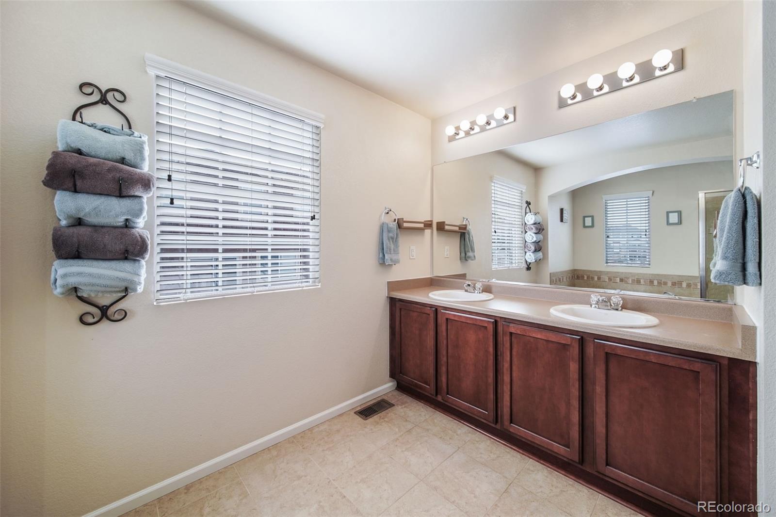 MLS Image #14 for 4718 s picadilly court,aurora, Colorado