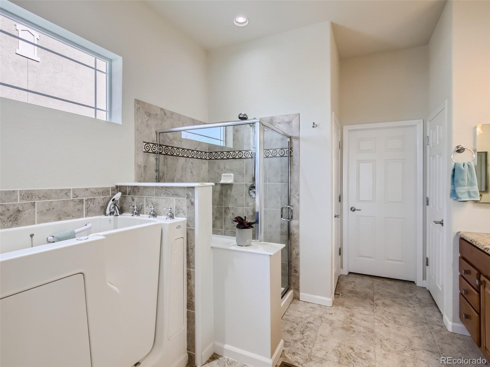 MLS Image #16 for 16085  cameron way,broomfield, Colorado