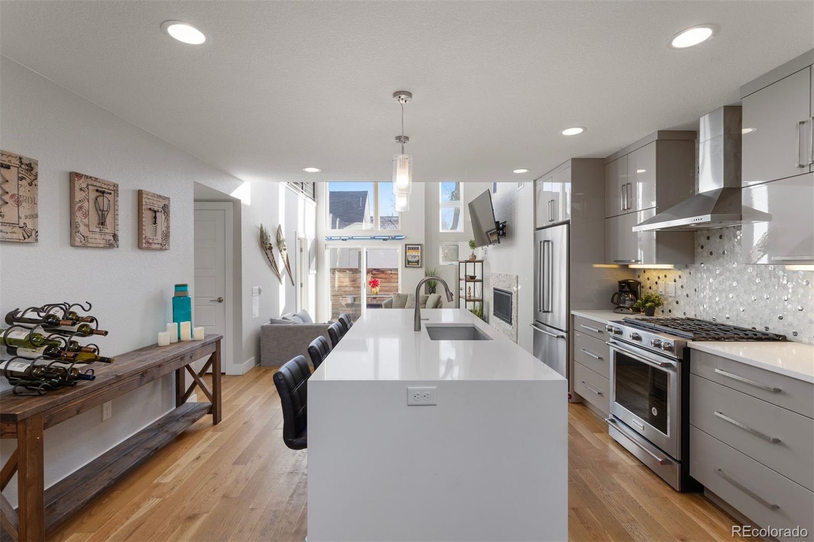 MLS Image #5 for 315 s pennsylvania street,denver, Colorado