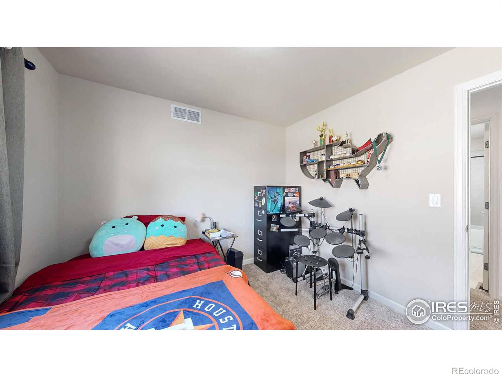 MLS Image #23 for 6332  sea gull circle,loveland, Colorado