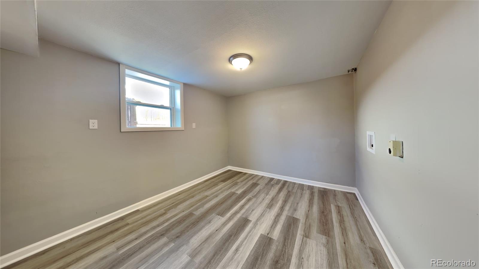 MLS Image #13 for 8358  charles way,denver, Colorado