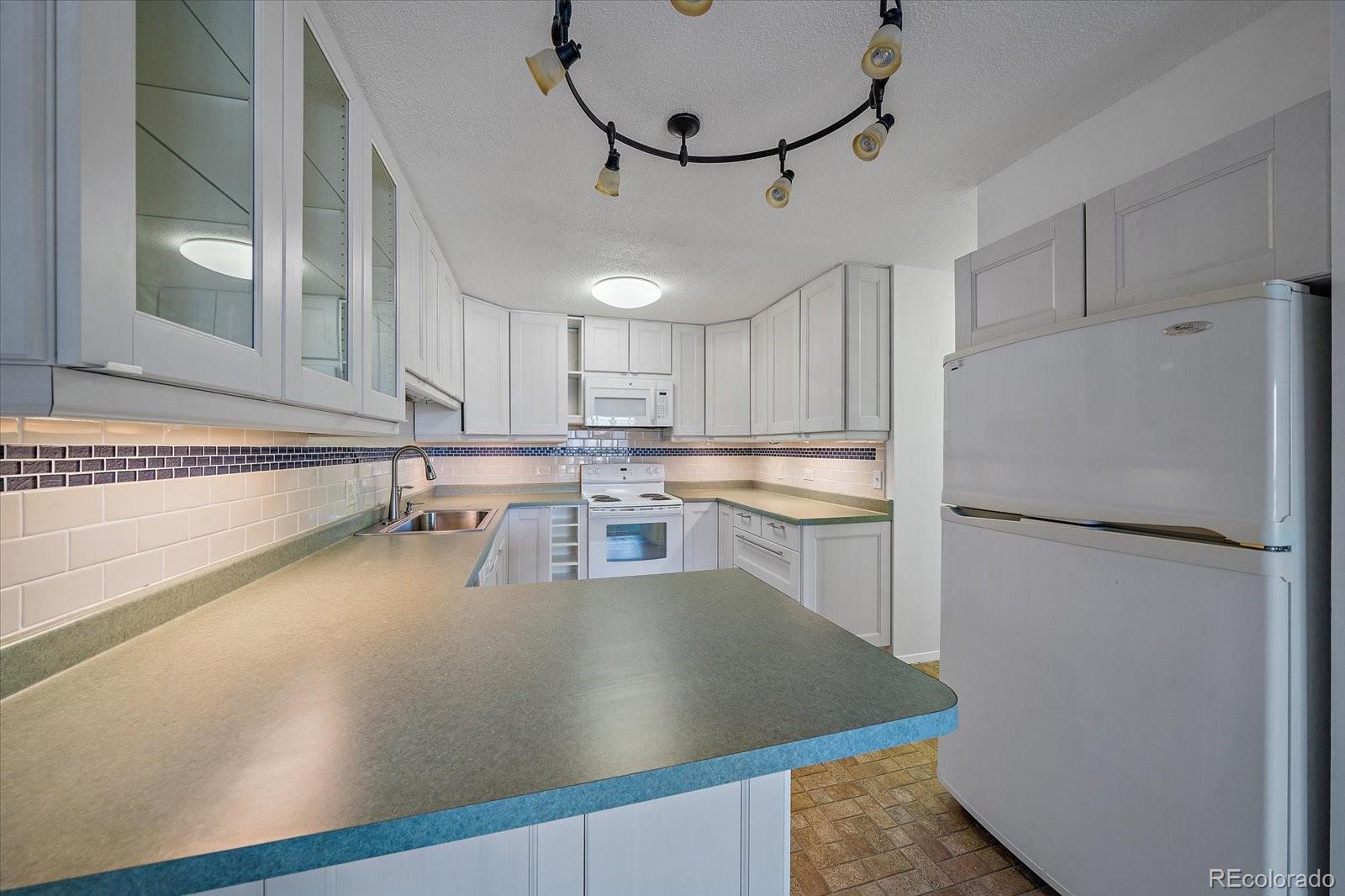 MLS Image #3 for 9625 e center avenue 1c,denver, Colorado