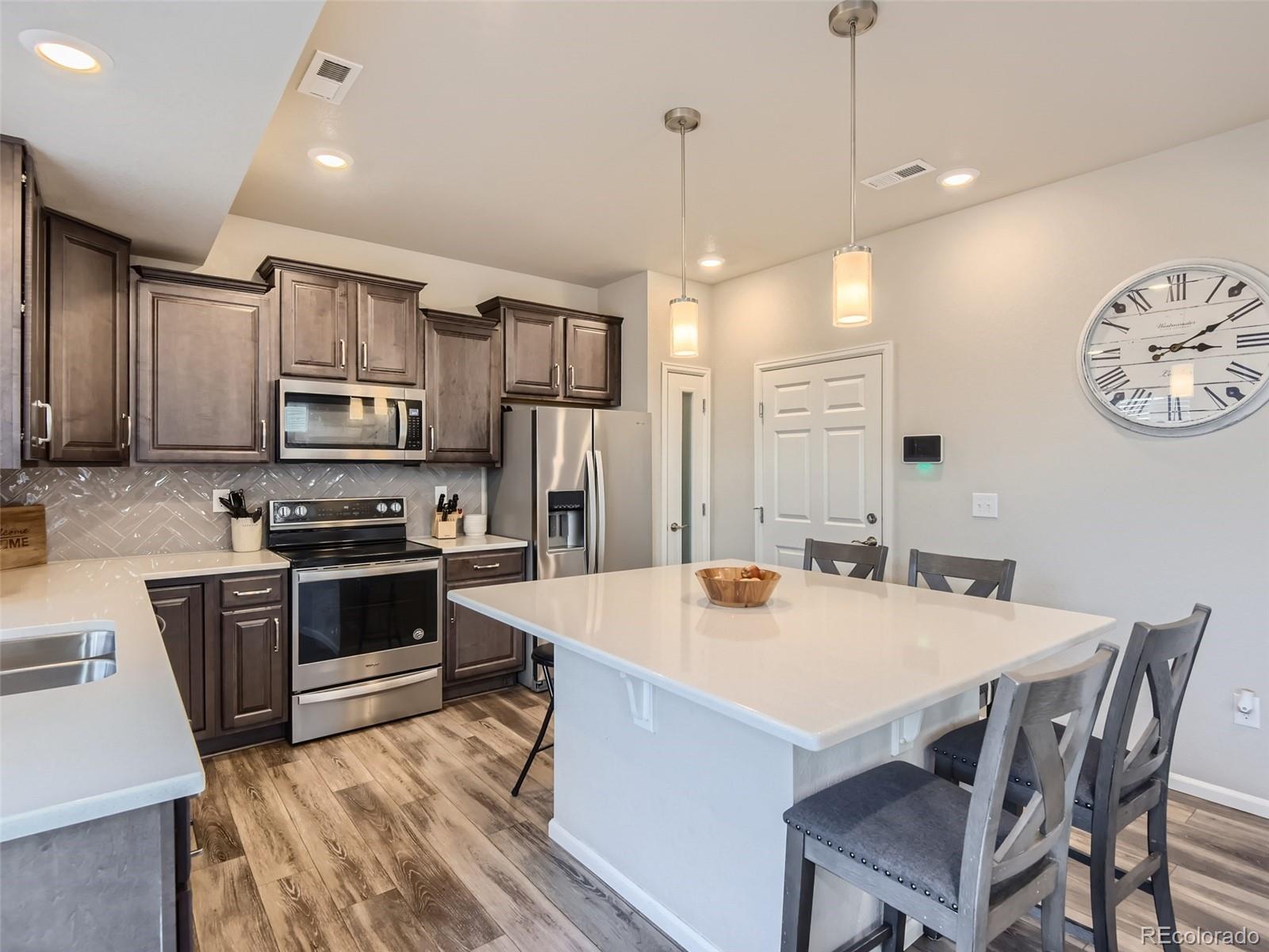 MLS Image #5 for 4581 n quemoy street,aurora, Colorado