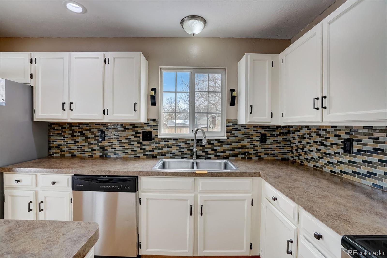 MLS Image #11 for 3727  boulder drive,loveland, Colorado