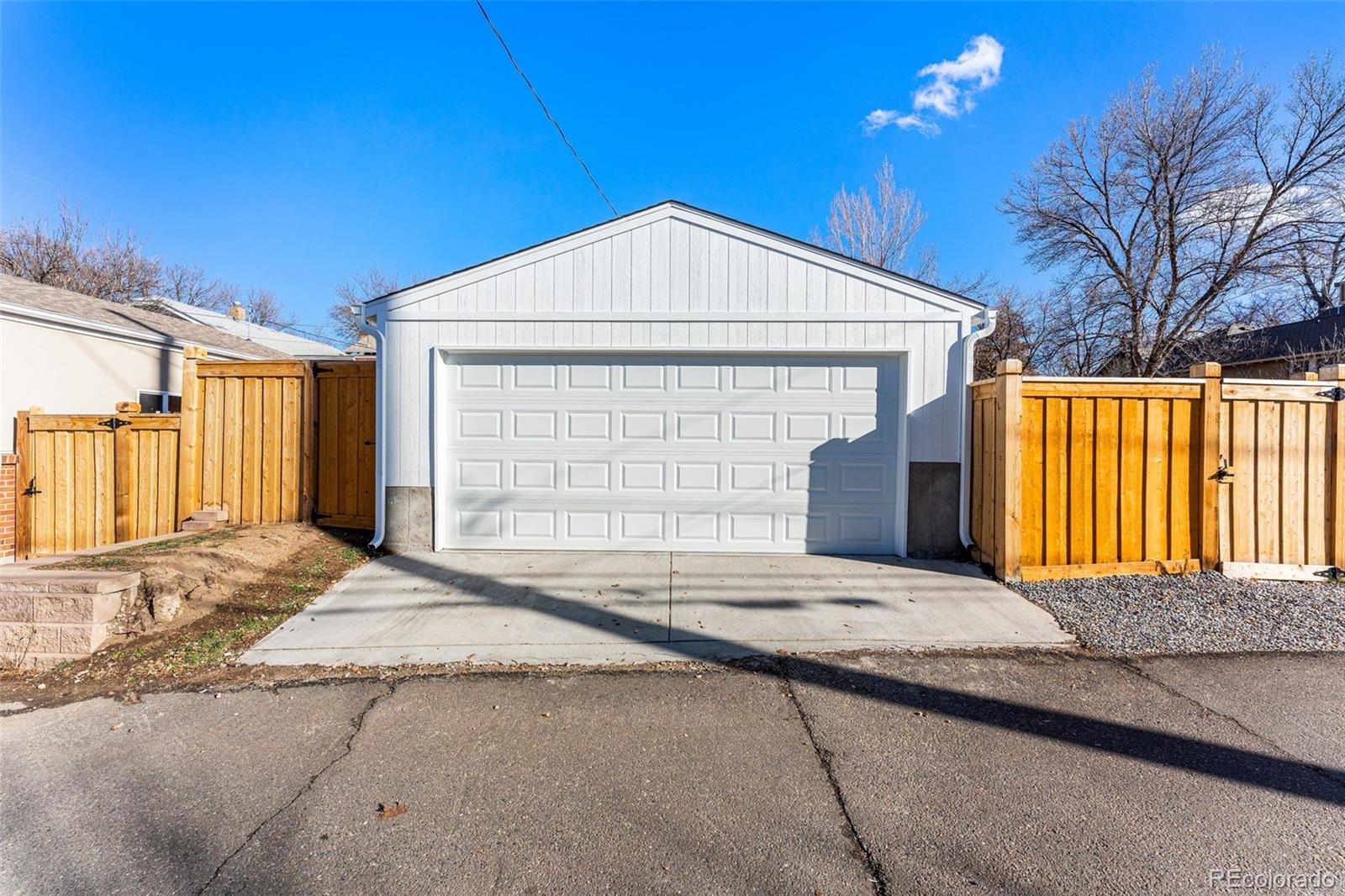 MLS Image #31 for 993 s ogden street,denver, Colorado