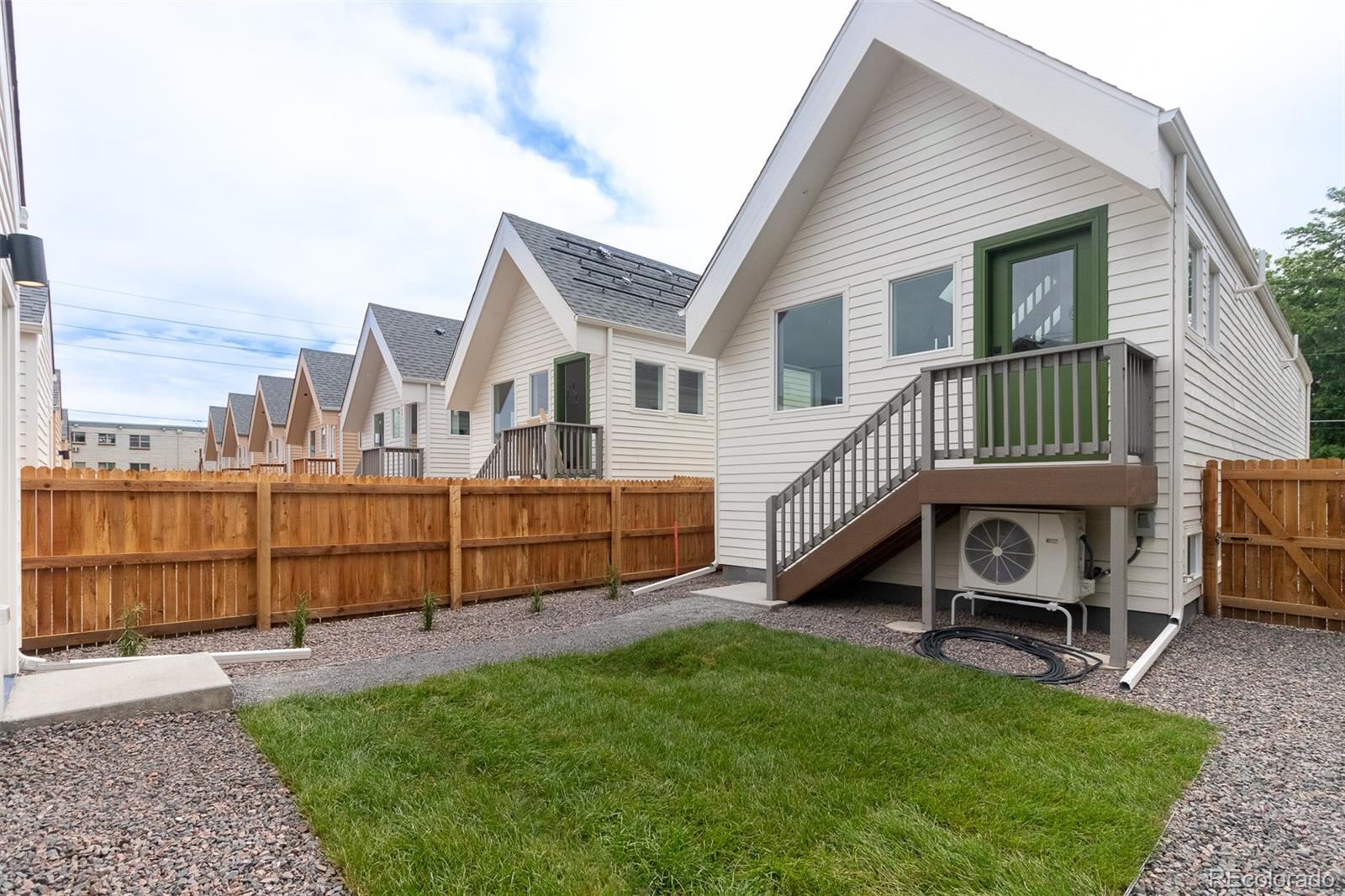 MLS Image #19 for 1107 s dahlia street,denver, Colorado