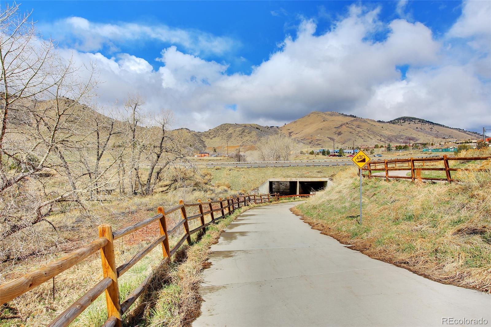 MLS Image #36 for 1008  tucker gulch way,golden, Colorado