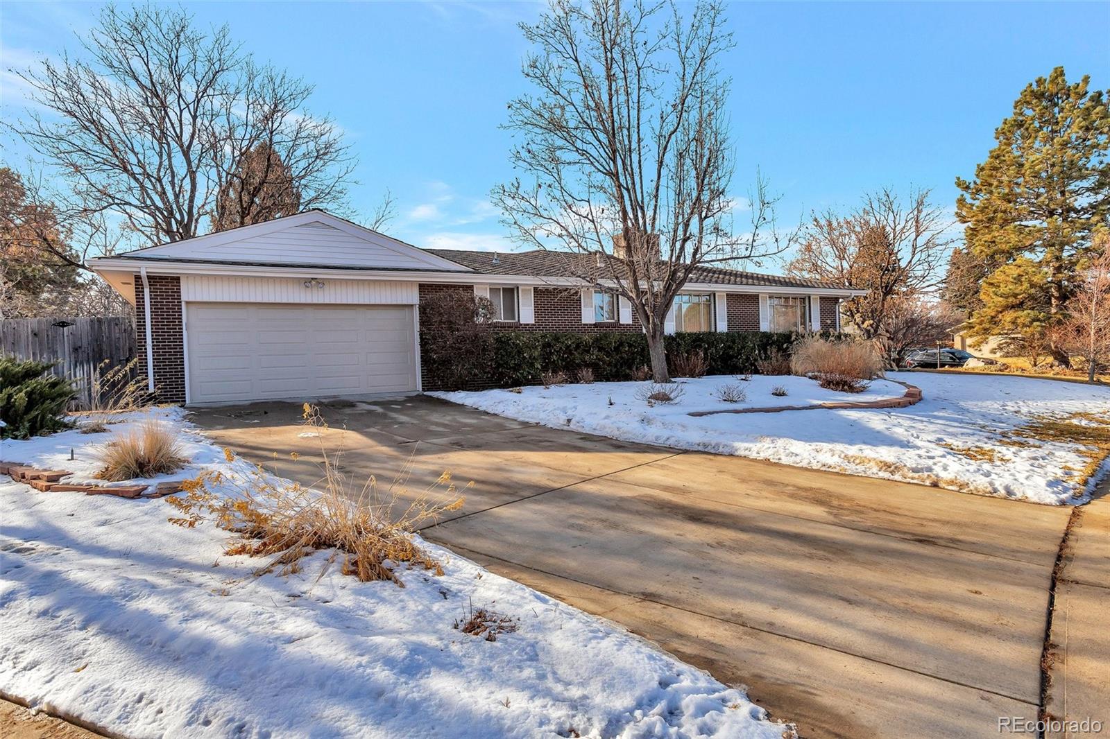 MLS Image #3 for 596 s olive way,denver, Colorado