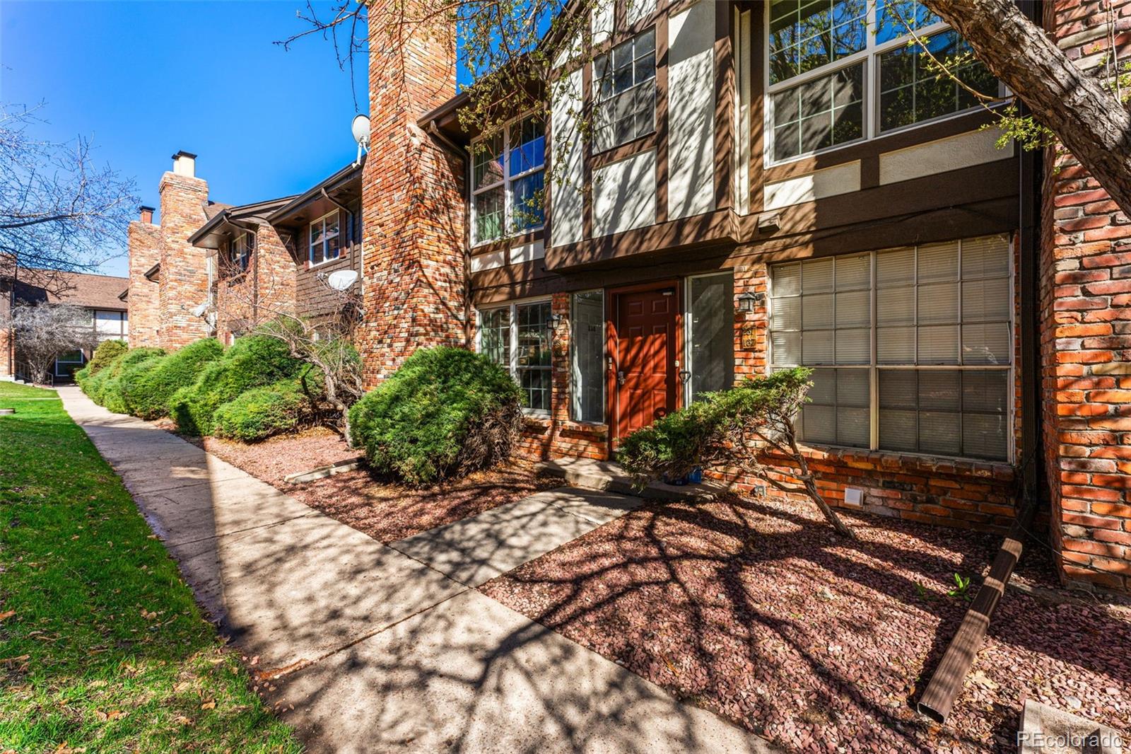 MLS Image #1 for 3825 s monaco parkway,denver, Colorado