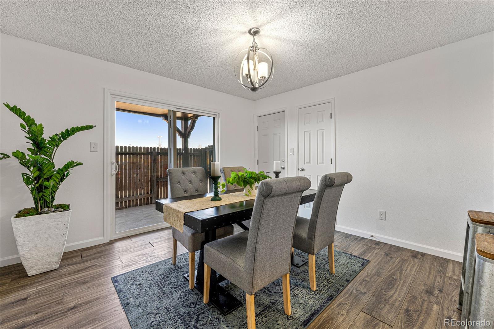 MLS Image #14 for 3825 s monaco parkway,denver, Colorado