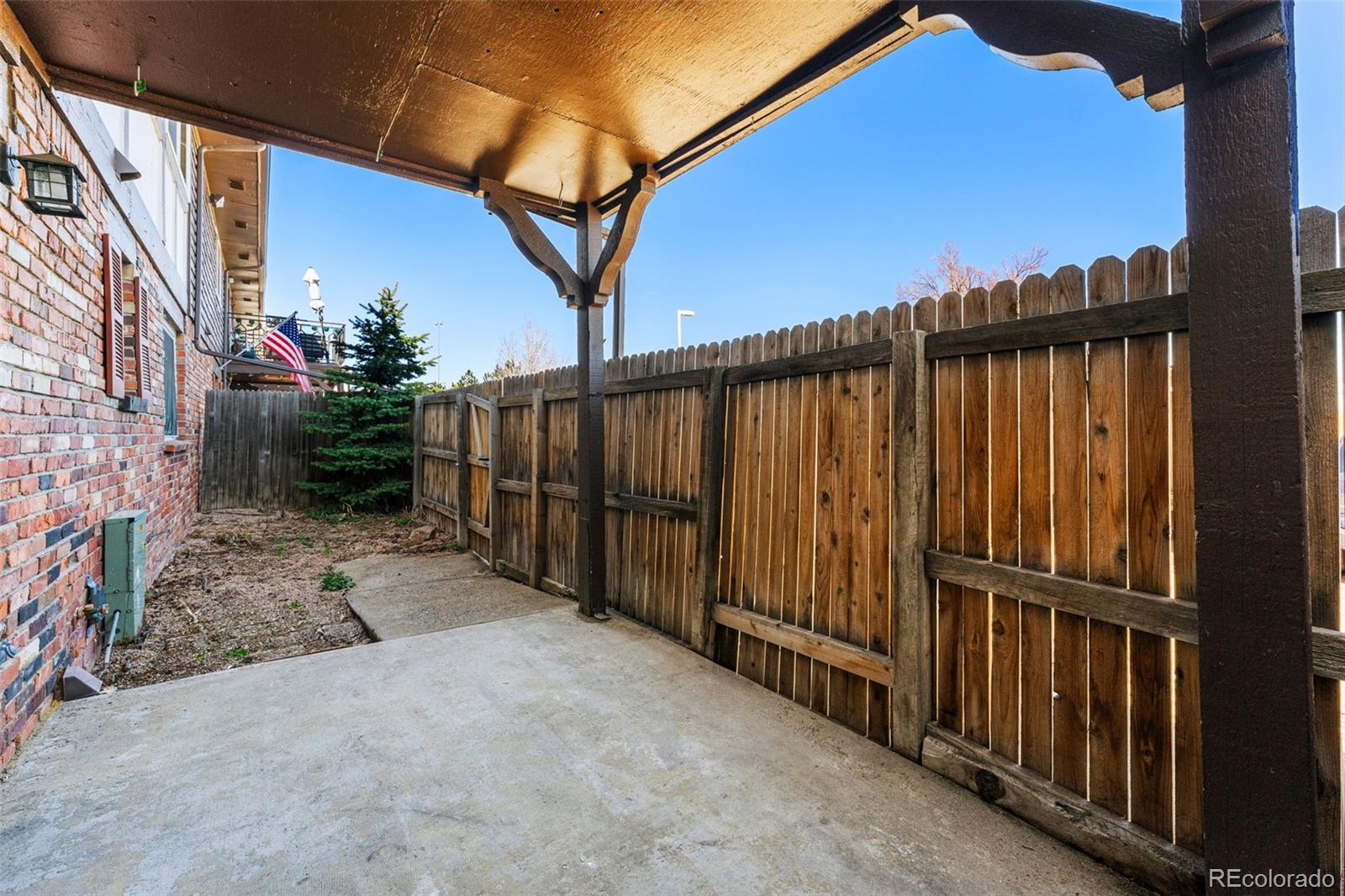 MLS Image #25 for 3825 s monaco parkway,denver, Colorado