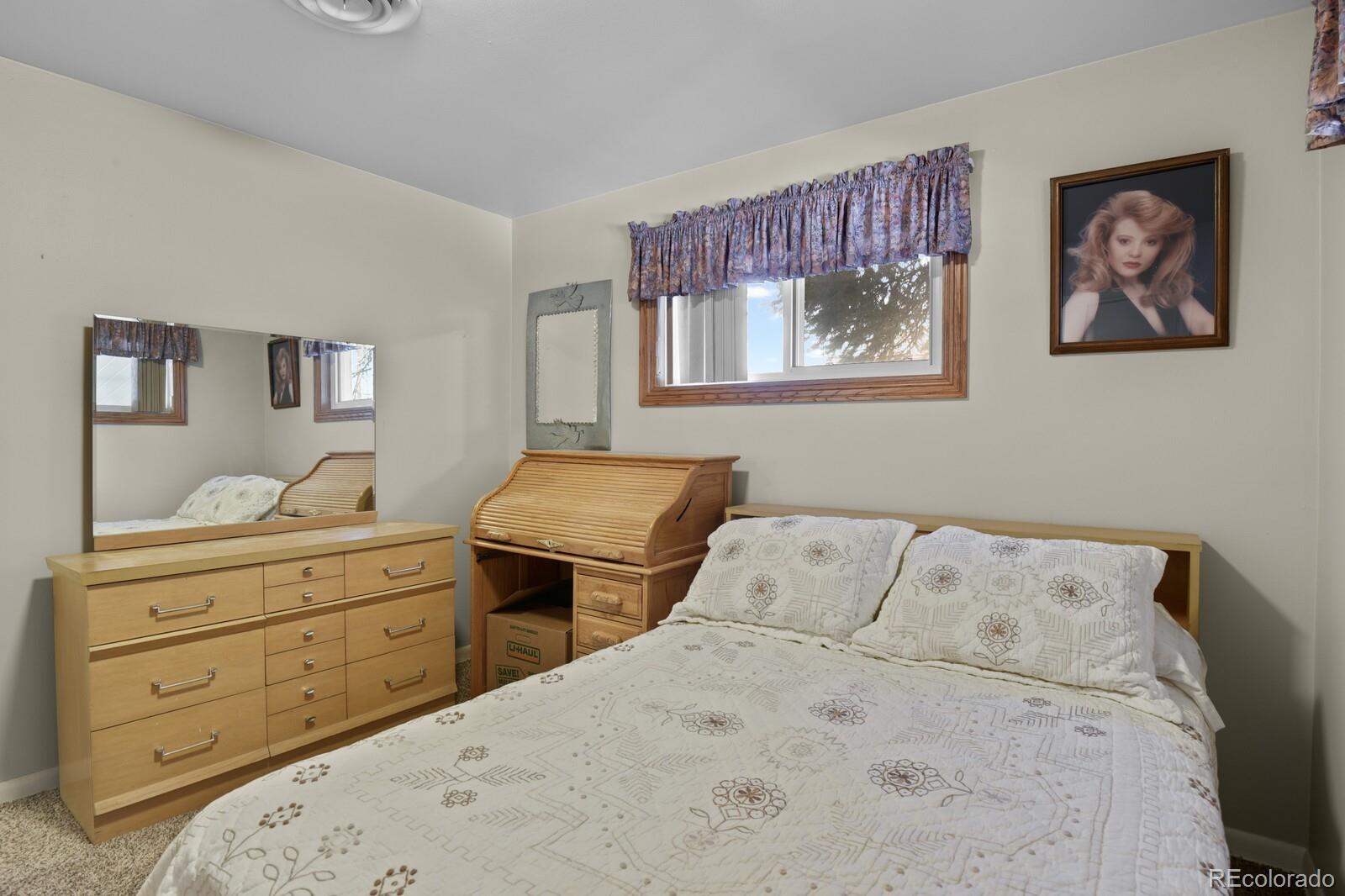 MLS Image #11 for 7646  el paso circle,denver, Colorado