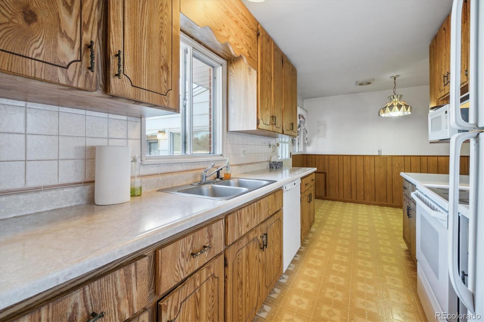 MLS Image #10 for 1806 s wolcott court,denver, Colorado