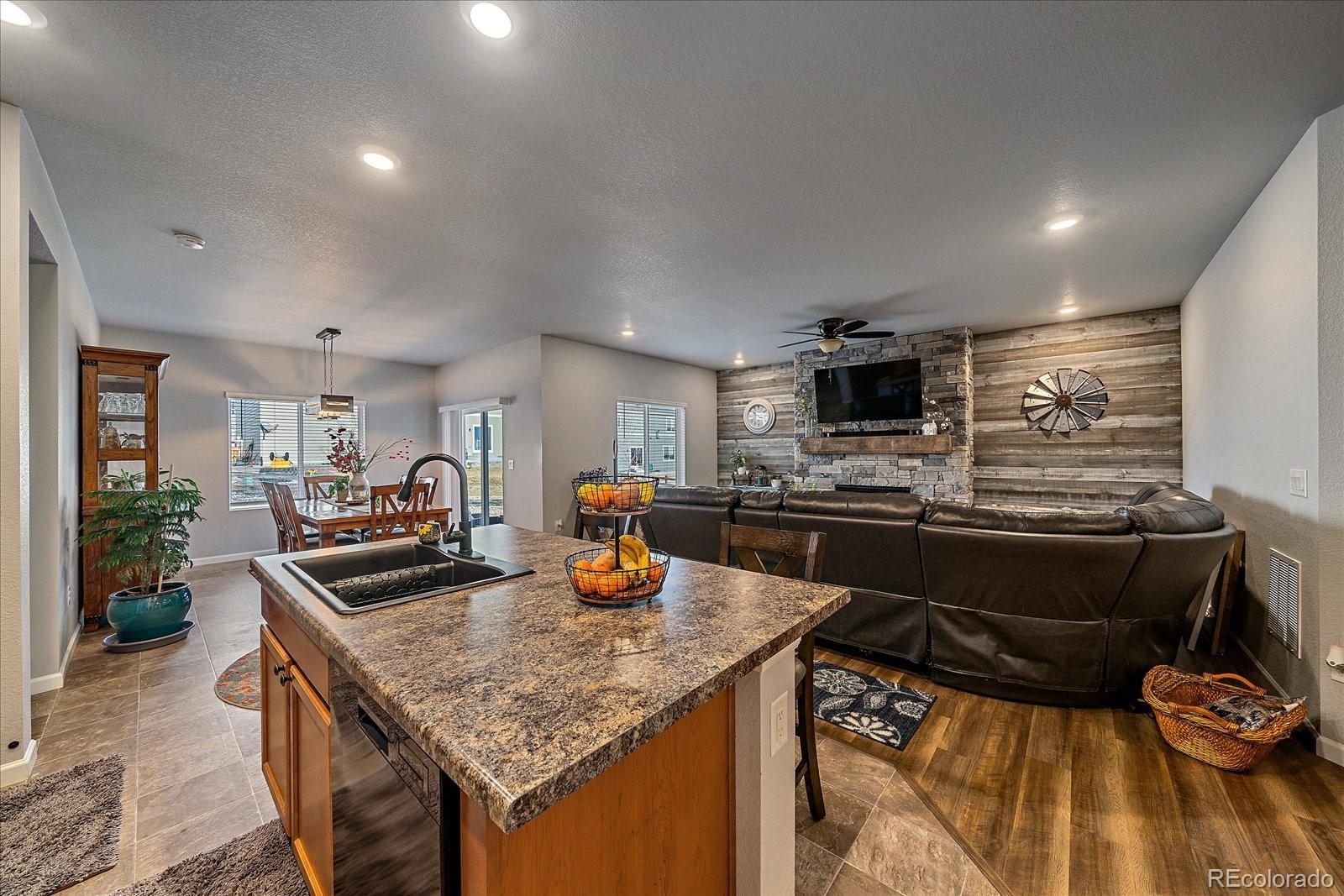 MLS Image #11 for 42840  hawktree circle,elizabeth, Colorado