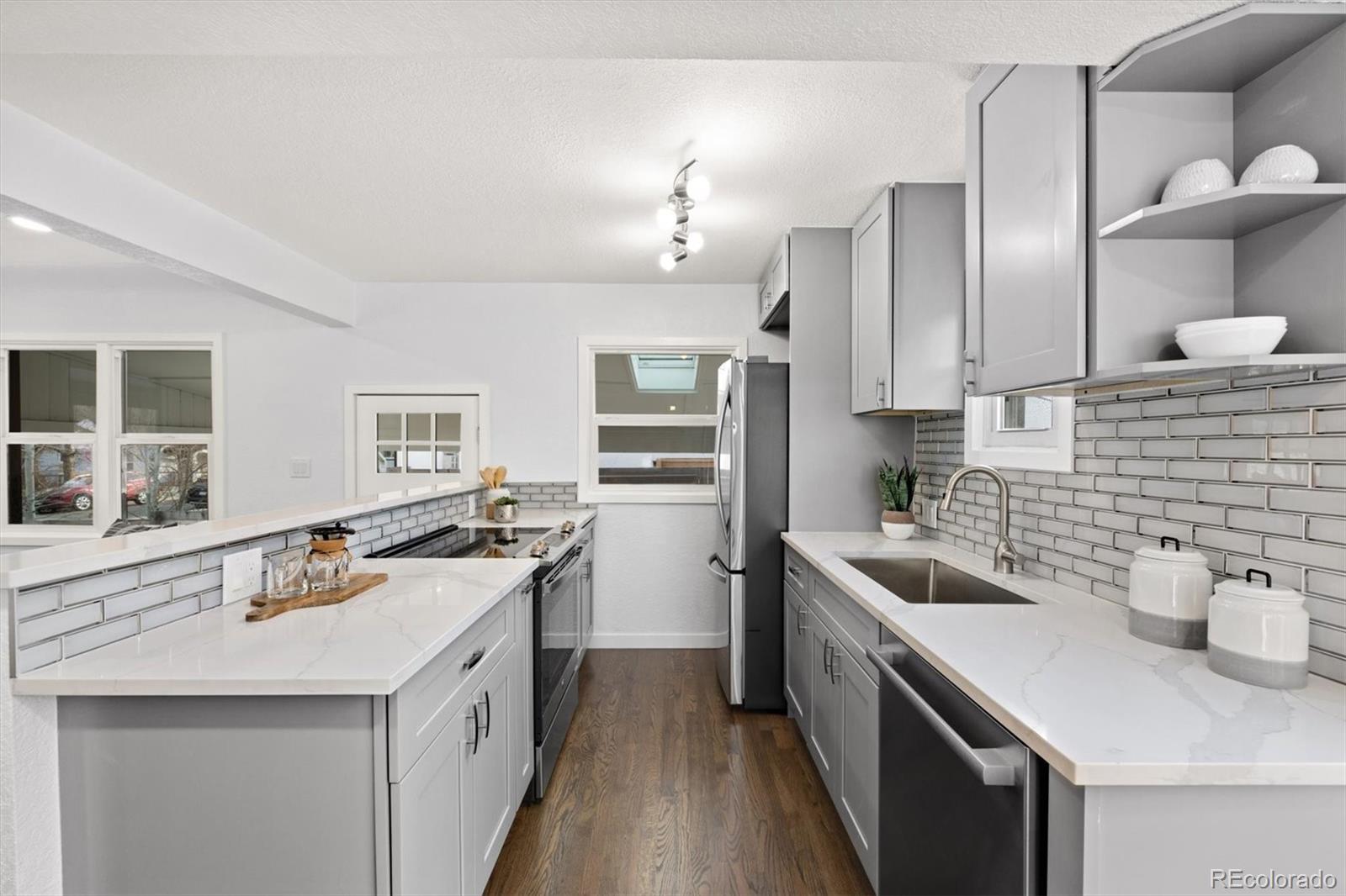 MLS Image #9 for 4657  alcott street,denver, Colorado