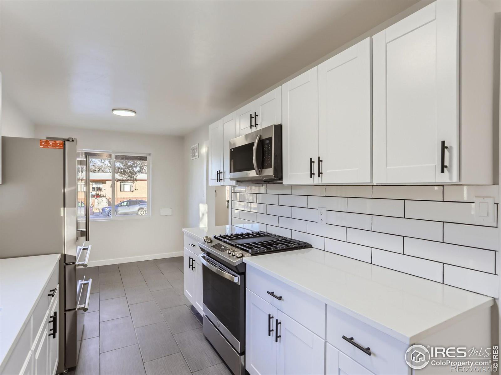 MLS Image #8 for 3280  jasmine street,denver, Colorado