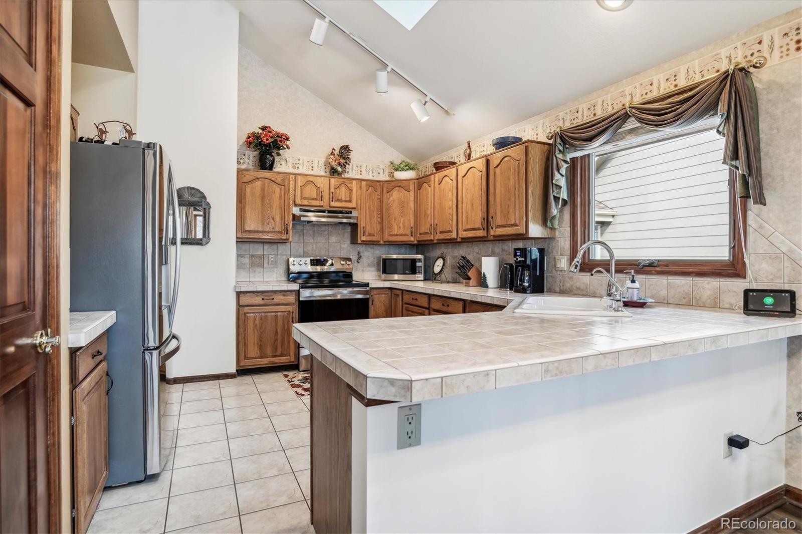 MLS Image #11 for 14506 w 68th place,arvada, Colorado