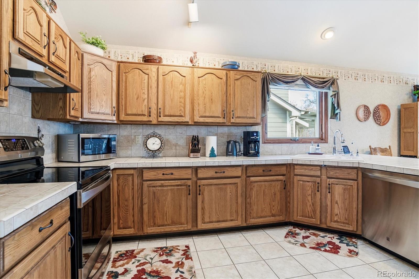 MLS Image #14 for 14506 w 68th place,arvada, Colorado