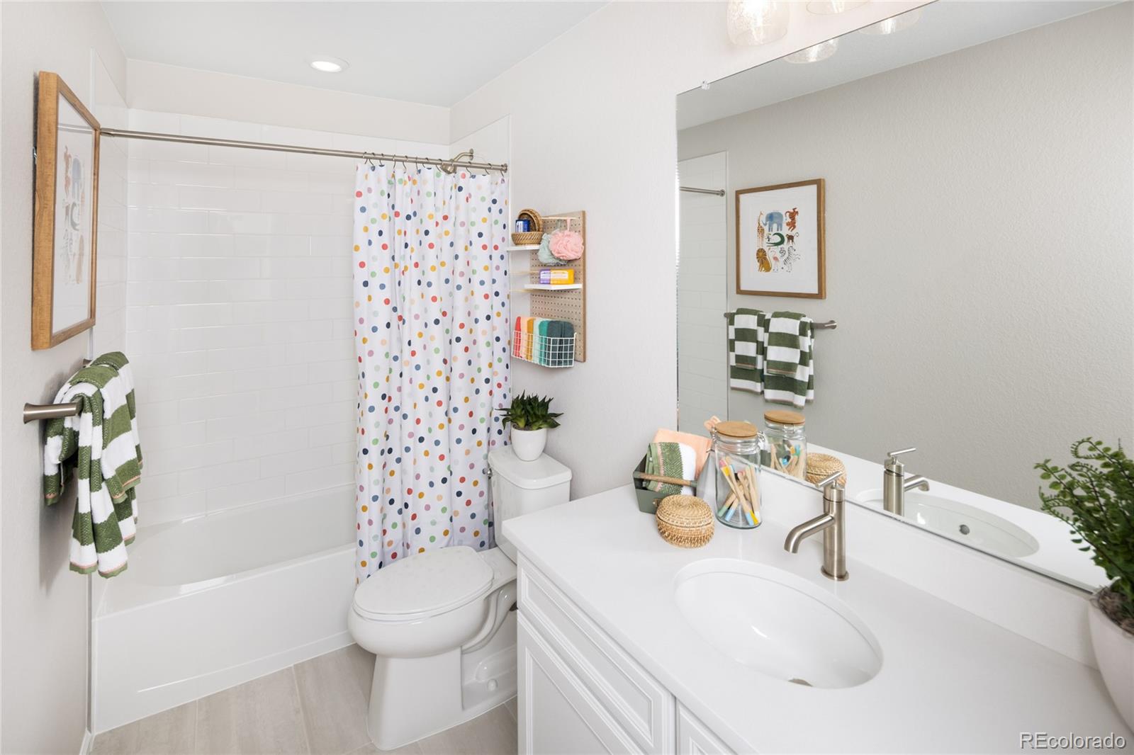 MLS Image #13 for 6139 n liverpool street,aurora, Colorado