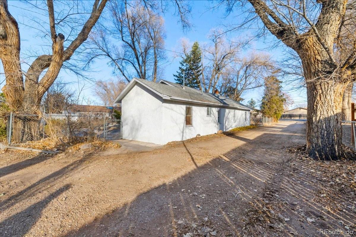 MLS Image #37 for 1129  25th lane,pueblo, Colorado