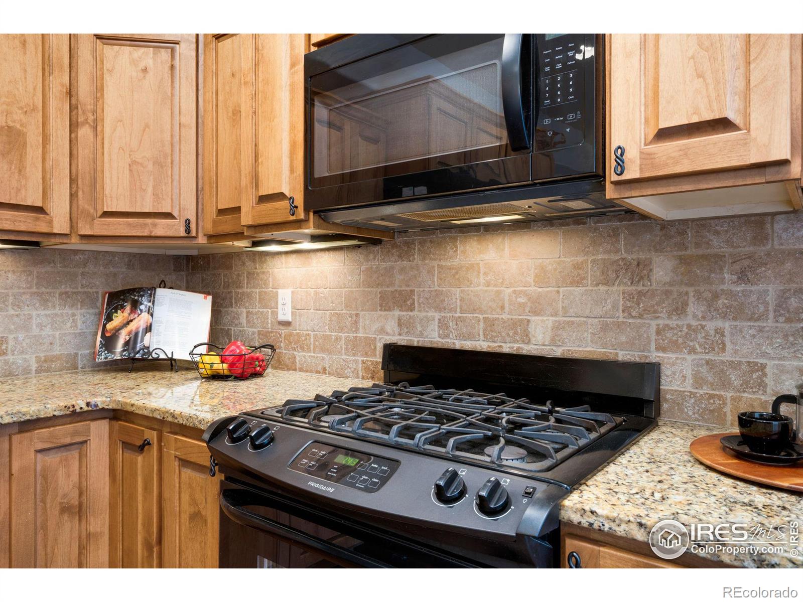 MLS Image #9 for 5850  dripping rock lane,fort collins, Colorado