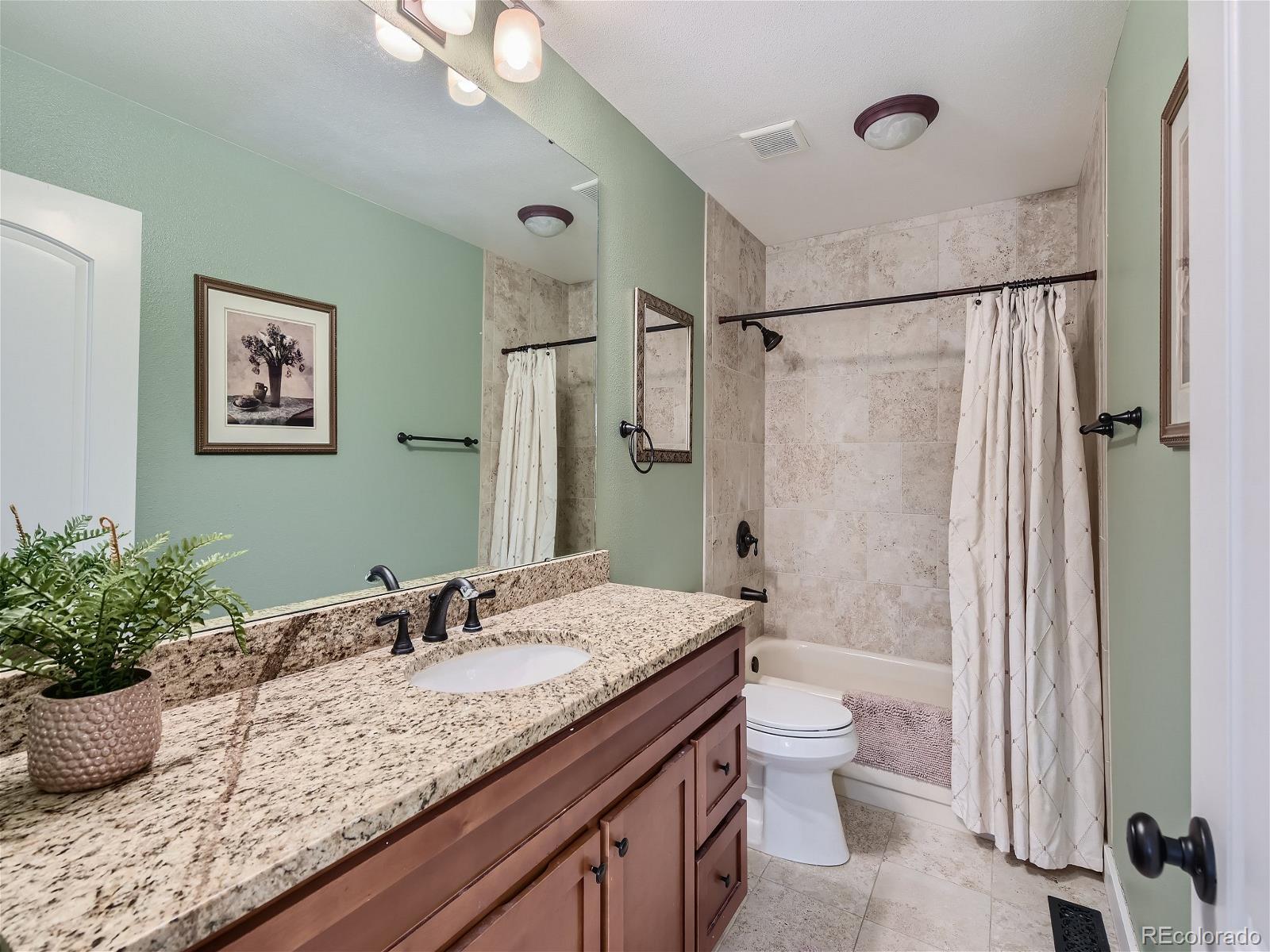 MLS Image #16 for 745  old stone drive,highlands ranch, Colorado