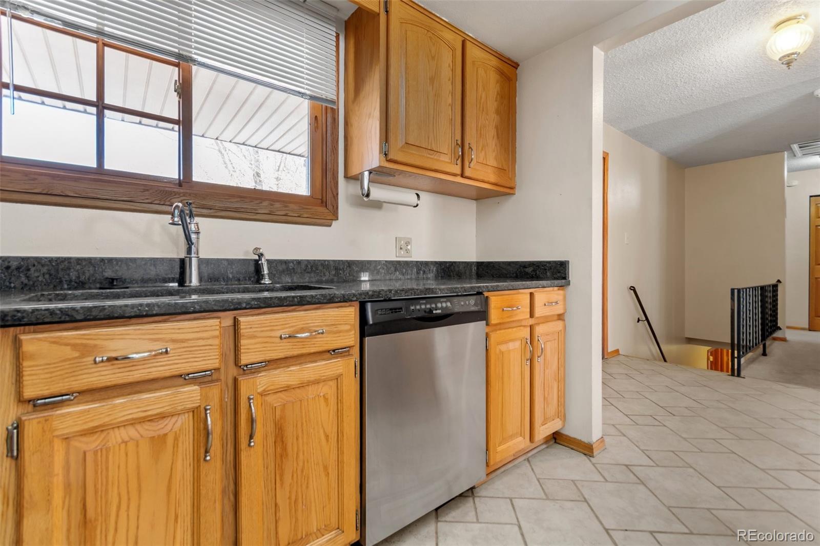 MLS Image #15 for 10650  utrillo lane,northglenn, Colorado