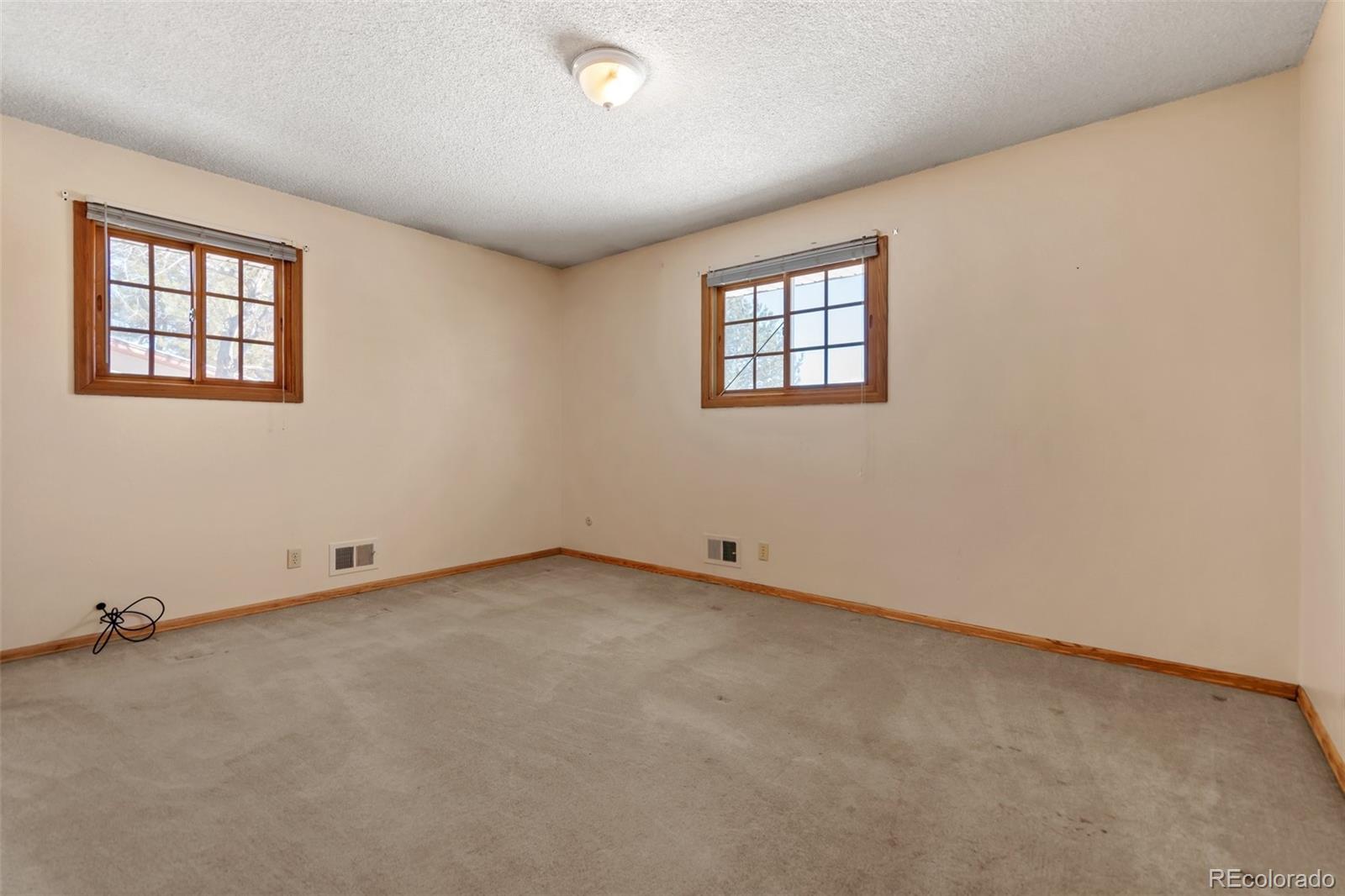 MLS Image #18 for 10650  utrillo lane,northglenn, Colorado