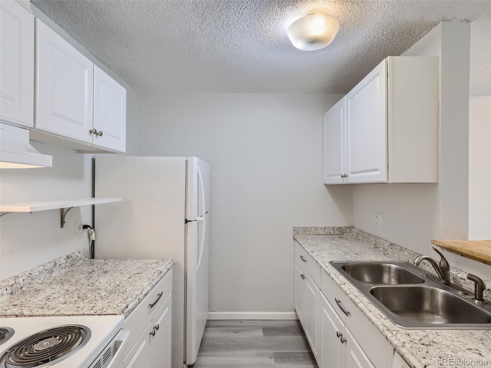 MLS Image #2 for 2231 s vaughn way 202b,aurora, Colorado