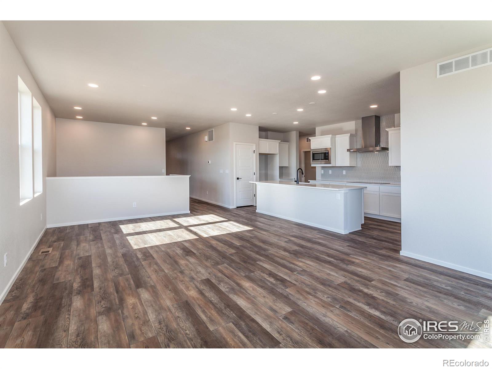 MLS Image #10 for 5286  beckworth street,timnath, Colorado