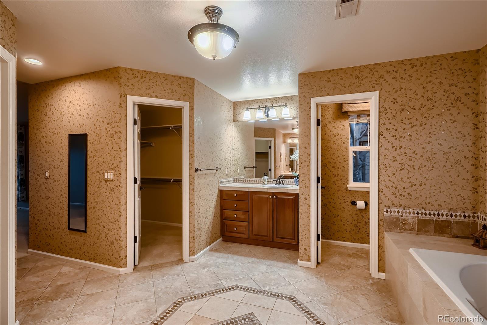 MLS Image #23 for 6381 s patsburg court,aurora, Colorado