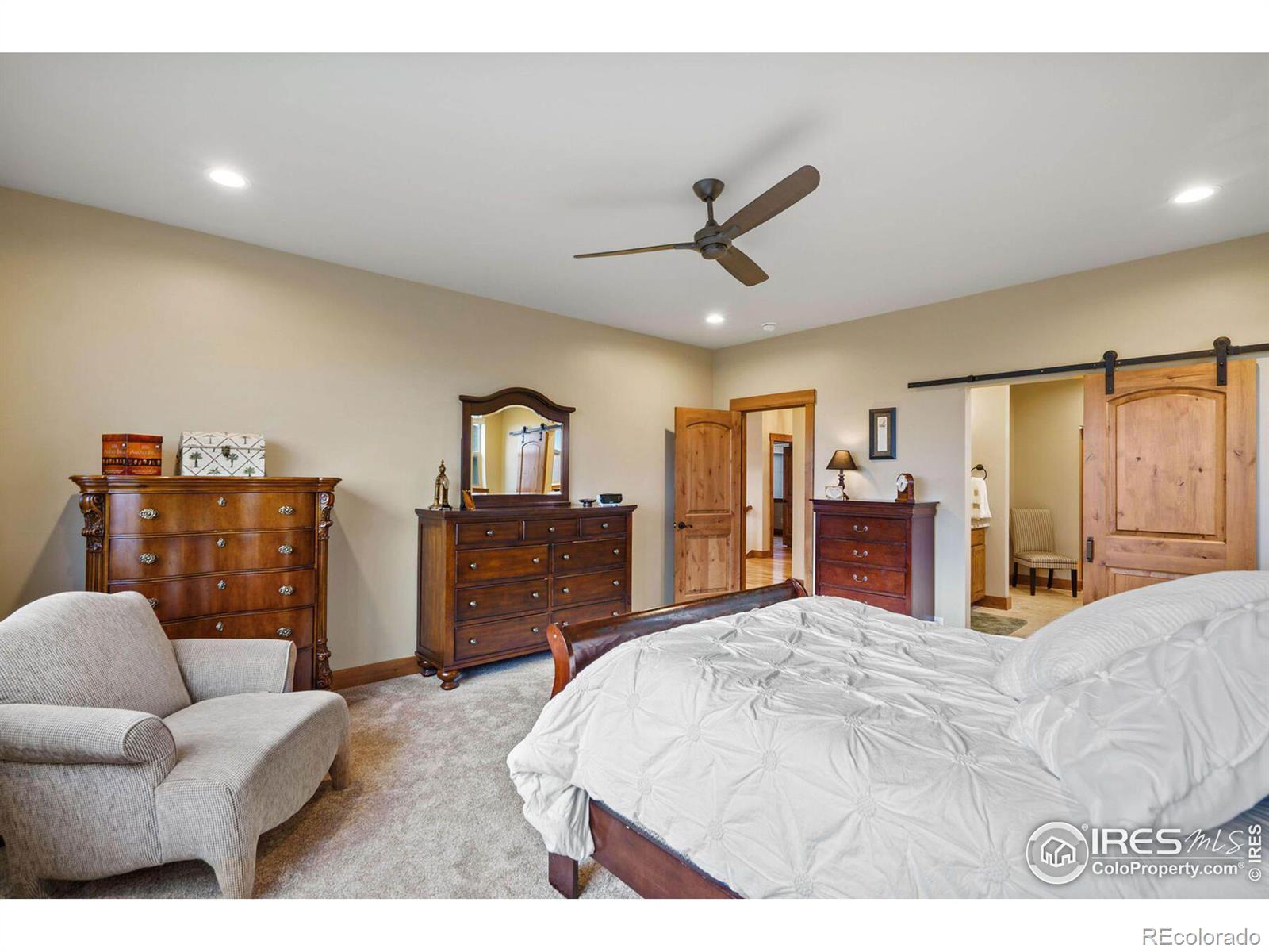 MLS Image #12 for 4498  thompson parkway,johnstown, Colorado