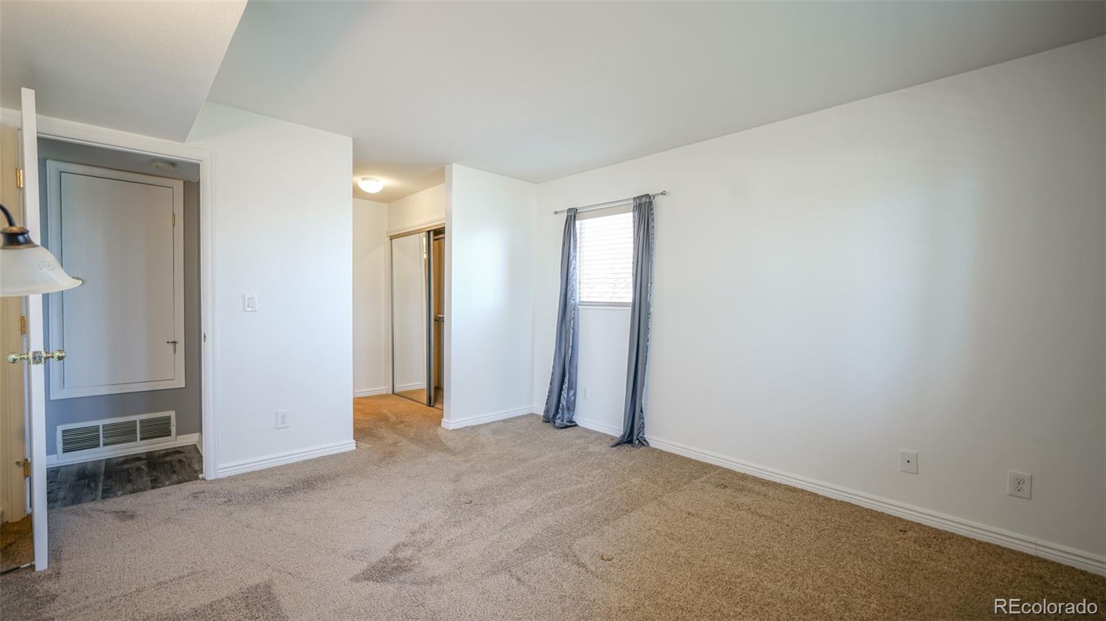 MLS Image #12 for 10303 e peakview avenue,englewood, Colorado