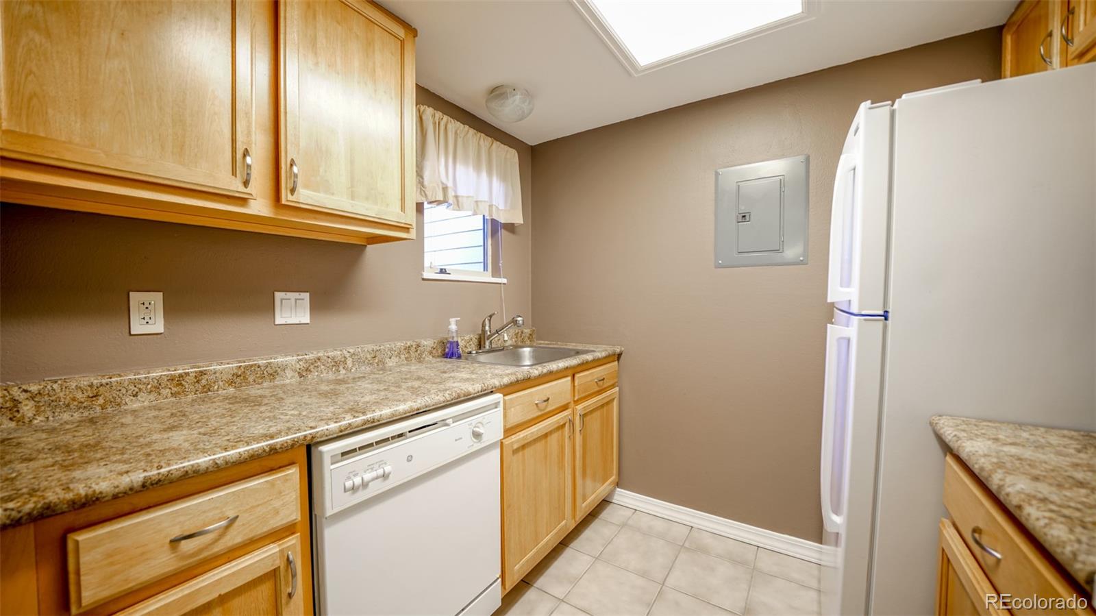 MLS Image #25 for 10303 e peakview avenue,englewood, Colorado