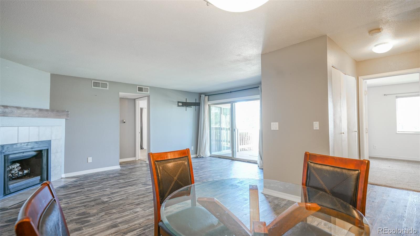 MLS Image #4 for 10303 e peakview avenue,englewood, Colorado